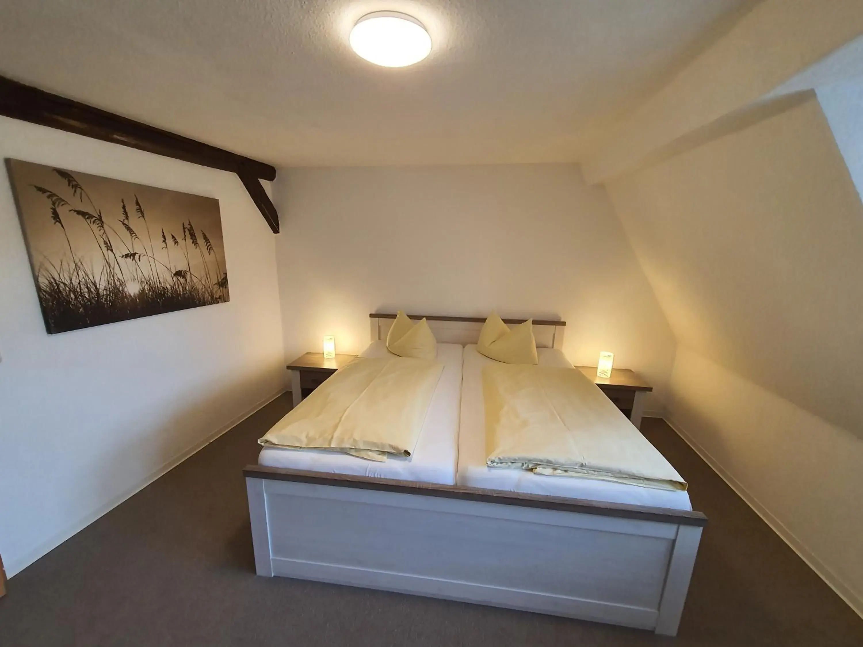 One-Bedroom Apartment in Hotel Zur Goldenen Sonne One-Bedroom Apartment in Hotel Zur Goldenen Sonne