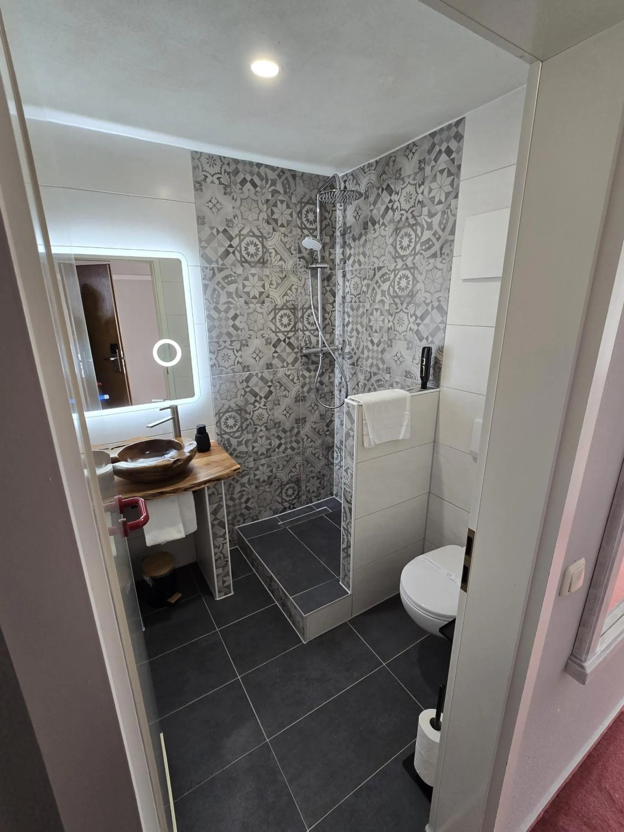 Bathroom in Hotel Zur Goldenen Sonne