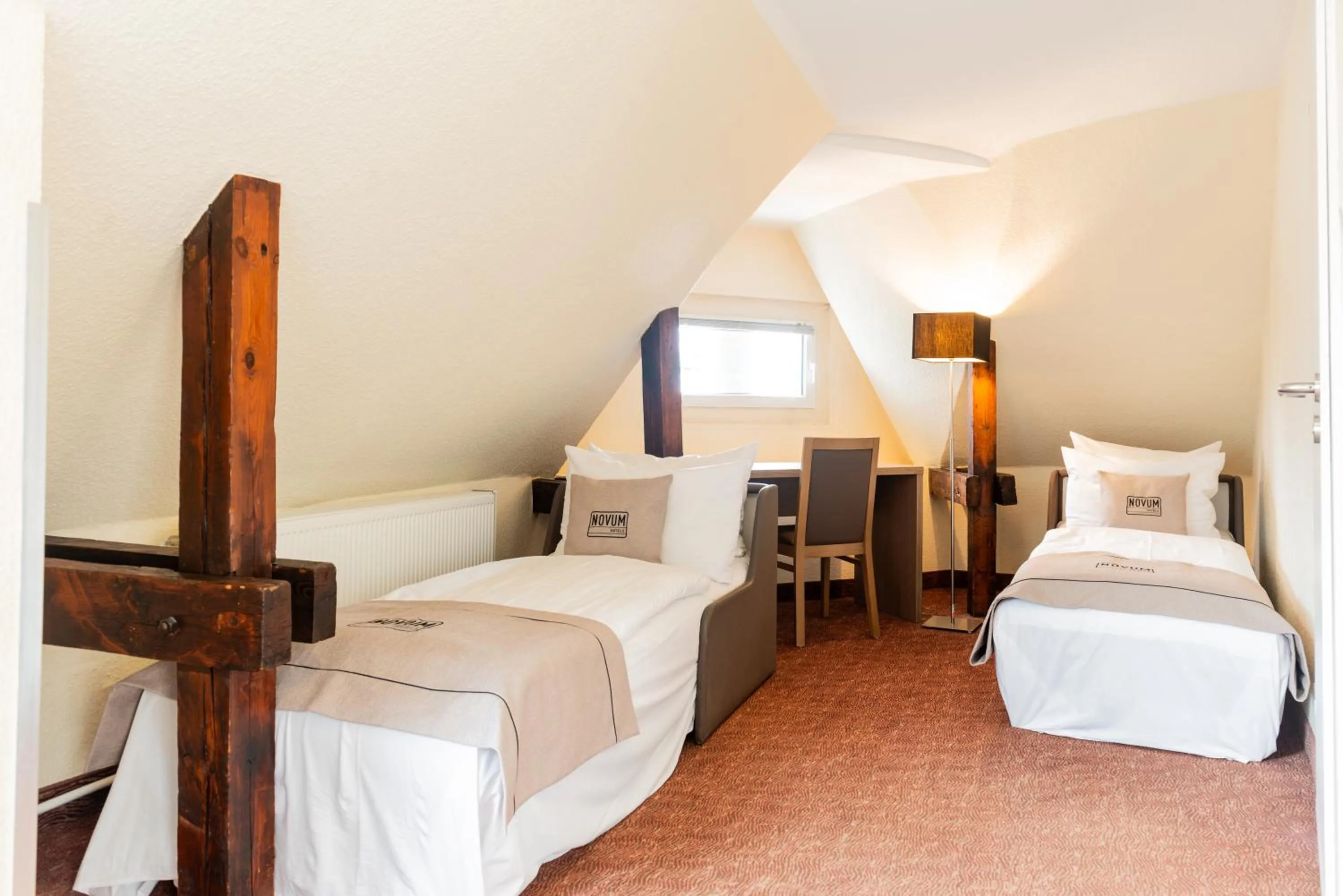 Photo of the whole room in Hotel Alster