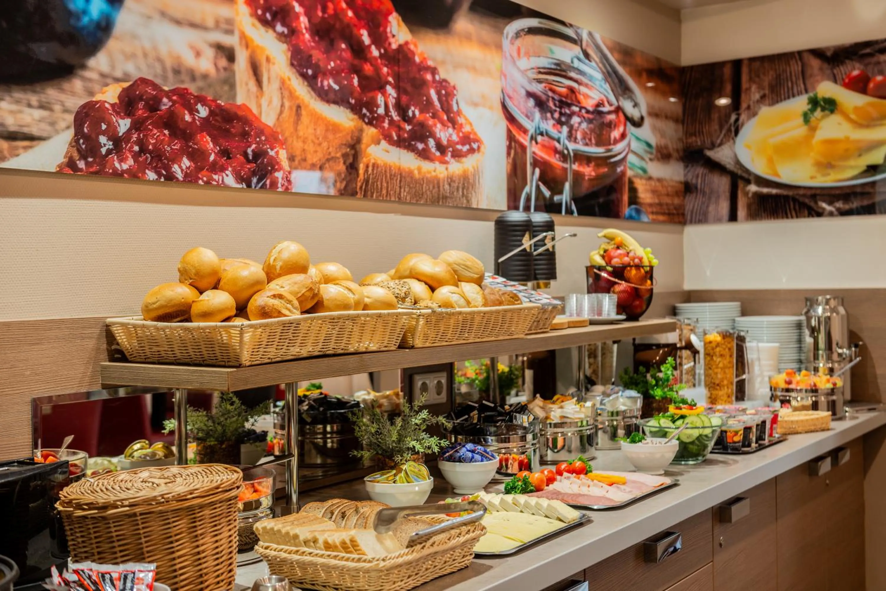 Breakfast in Hotel Alster