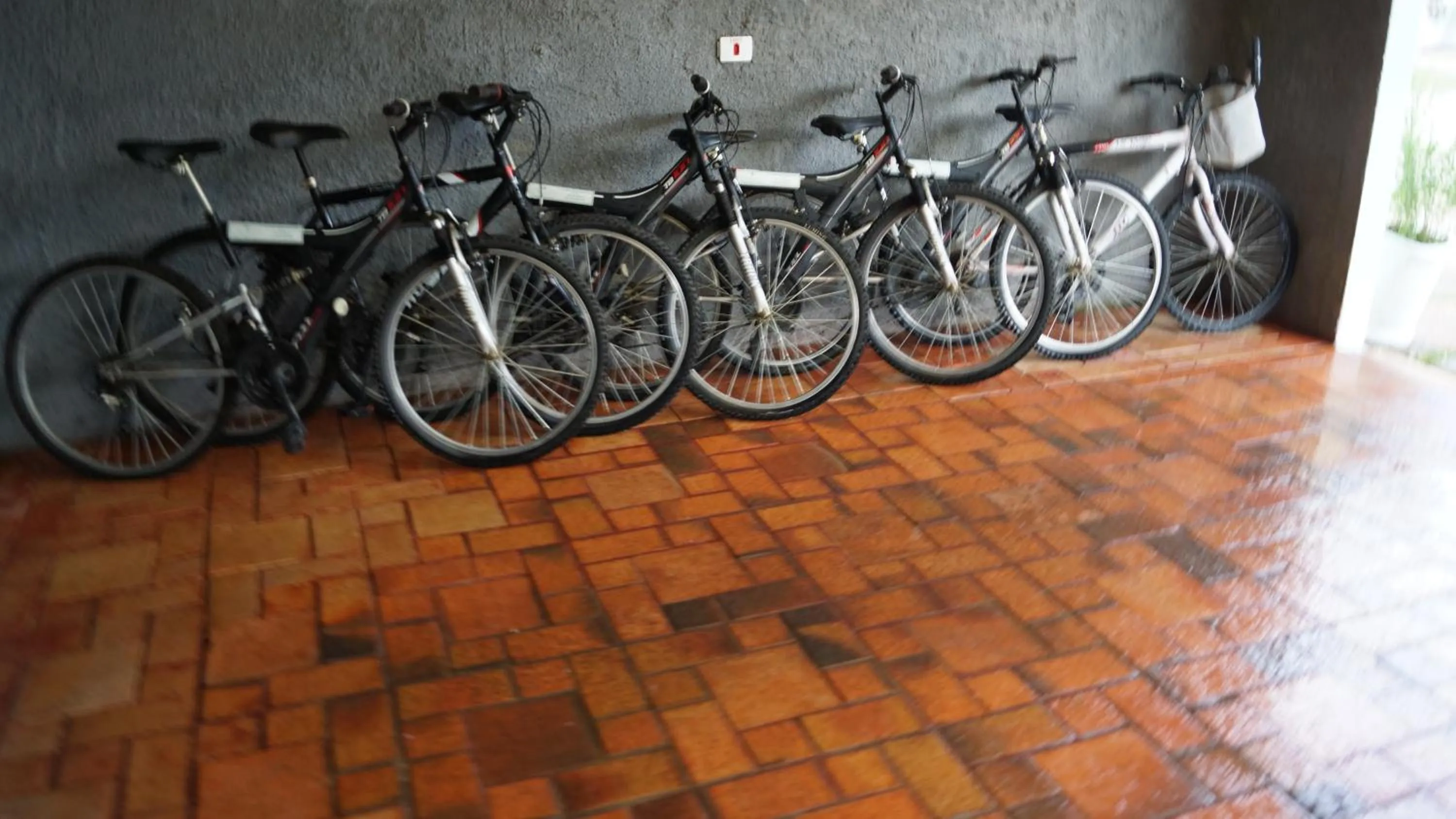 Cycling in Pousada Chateau Colinas