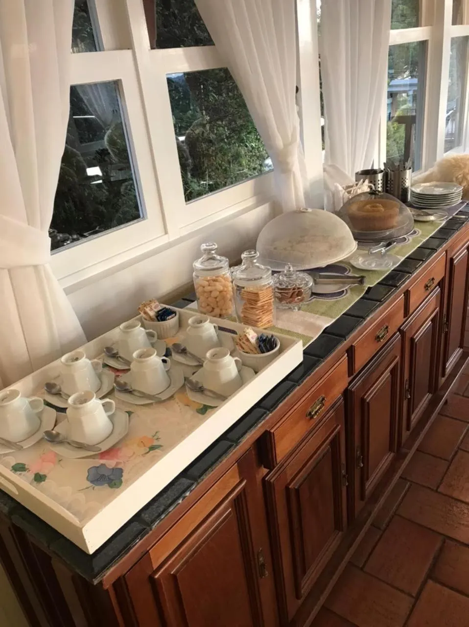 Coffee/tea facilities in Pousada Chateau Colinas