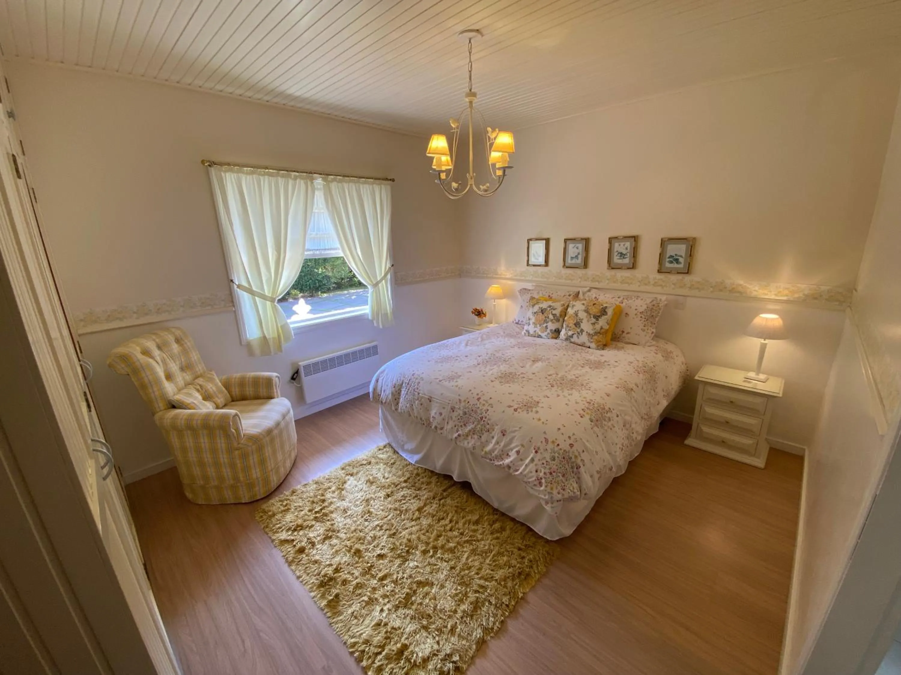 Bedroom, Bed in Pousada Chateau Colinas