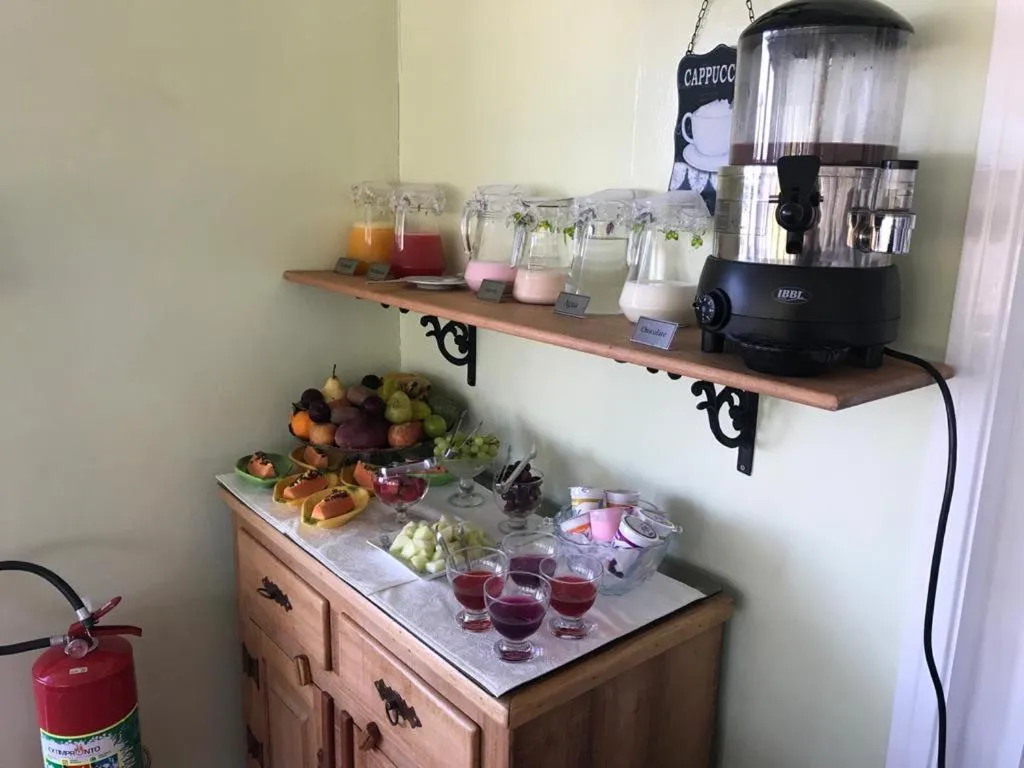 Breakfast in Pousada Chateau Colinas