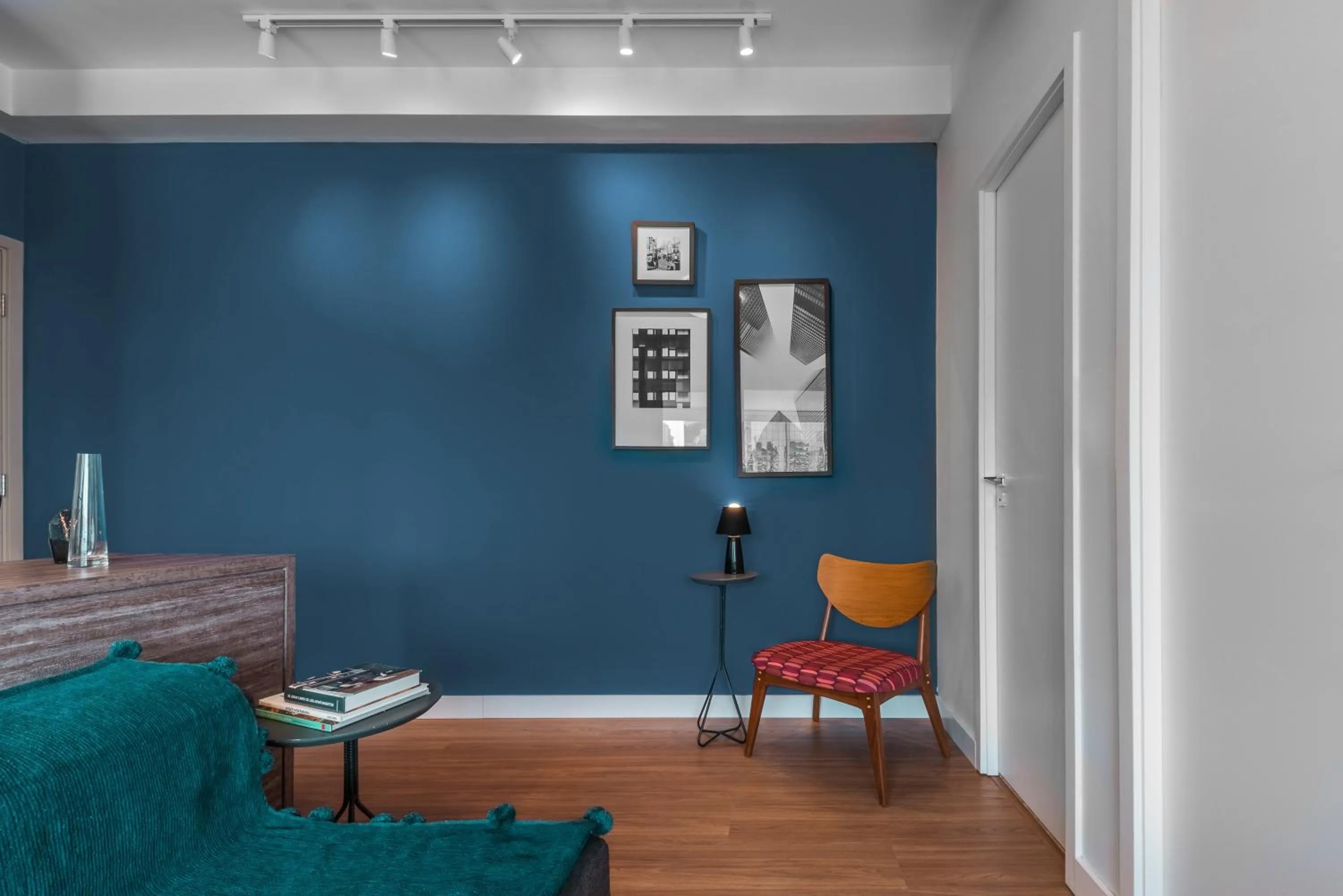 Living room in Charlie One Eleven Vila Olímpia