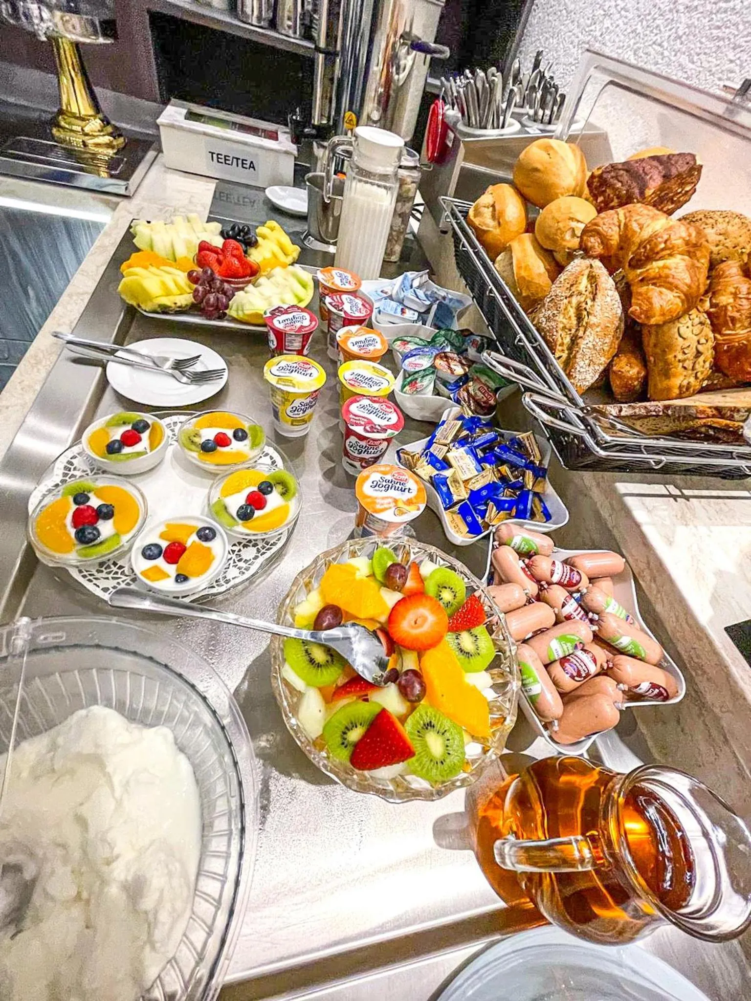 Breakfast in Parkhotel Friedrichstrasse