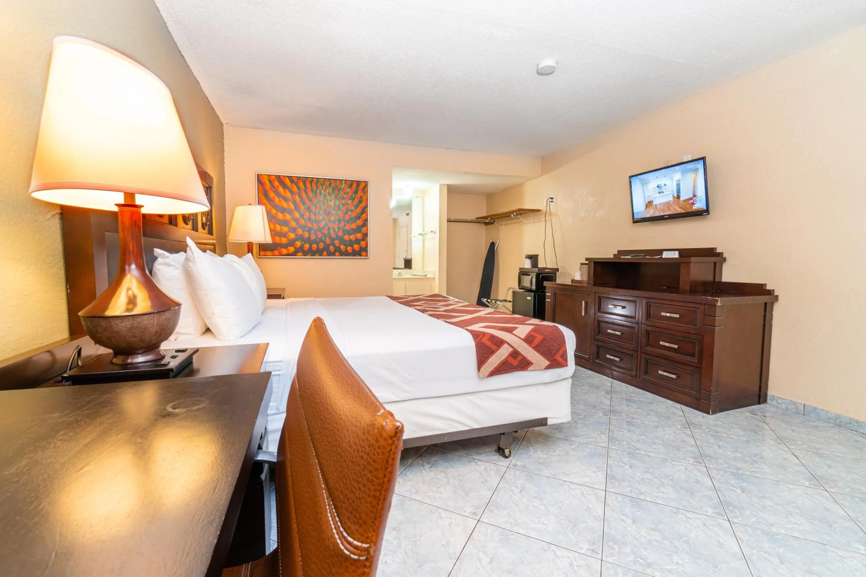 Photo of the whole room, Bed in Sevilla Inn Kissimmee- Near Disney