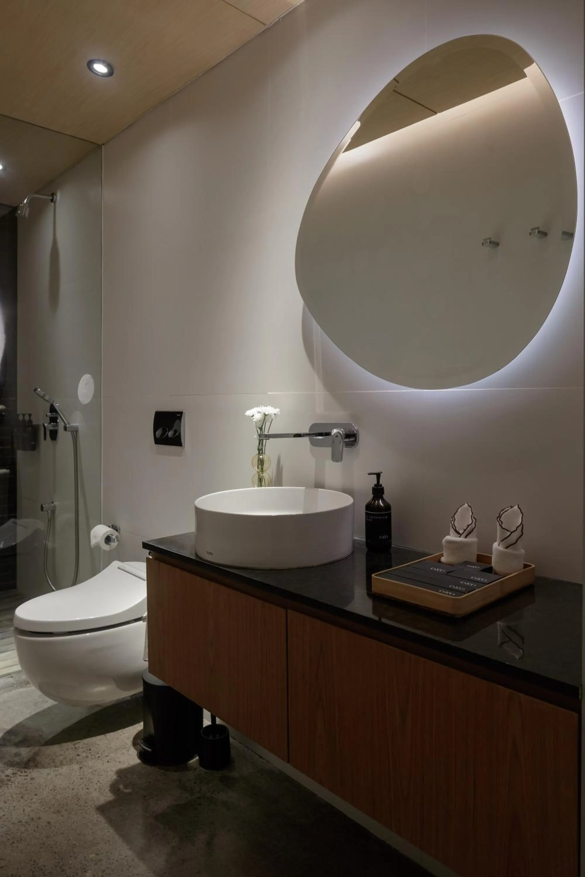 Bathroom in OXO Townhouses Umalas - Close to Seminyak & Canggu