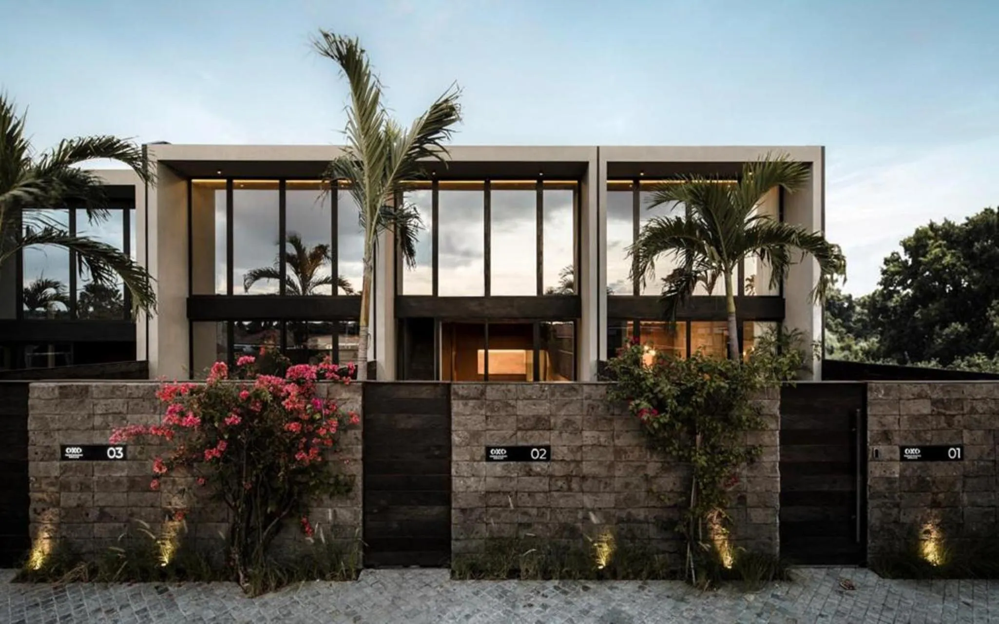 Facade/entrance in OXO Townhouses Umalas - Close to Seminyak & Canggu
