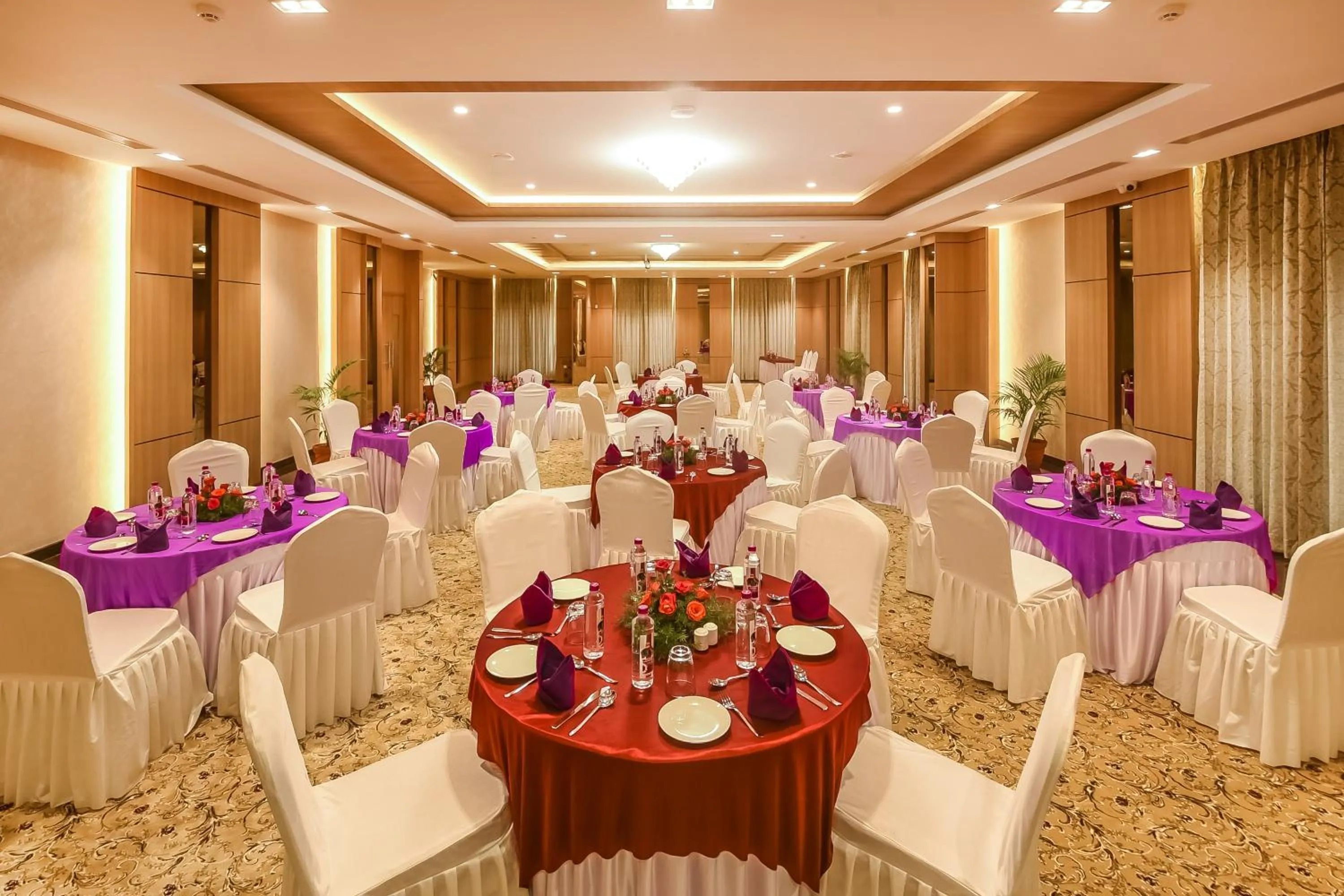 Banquet/Function facilities in Emerald Clarks Inn Suites