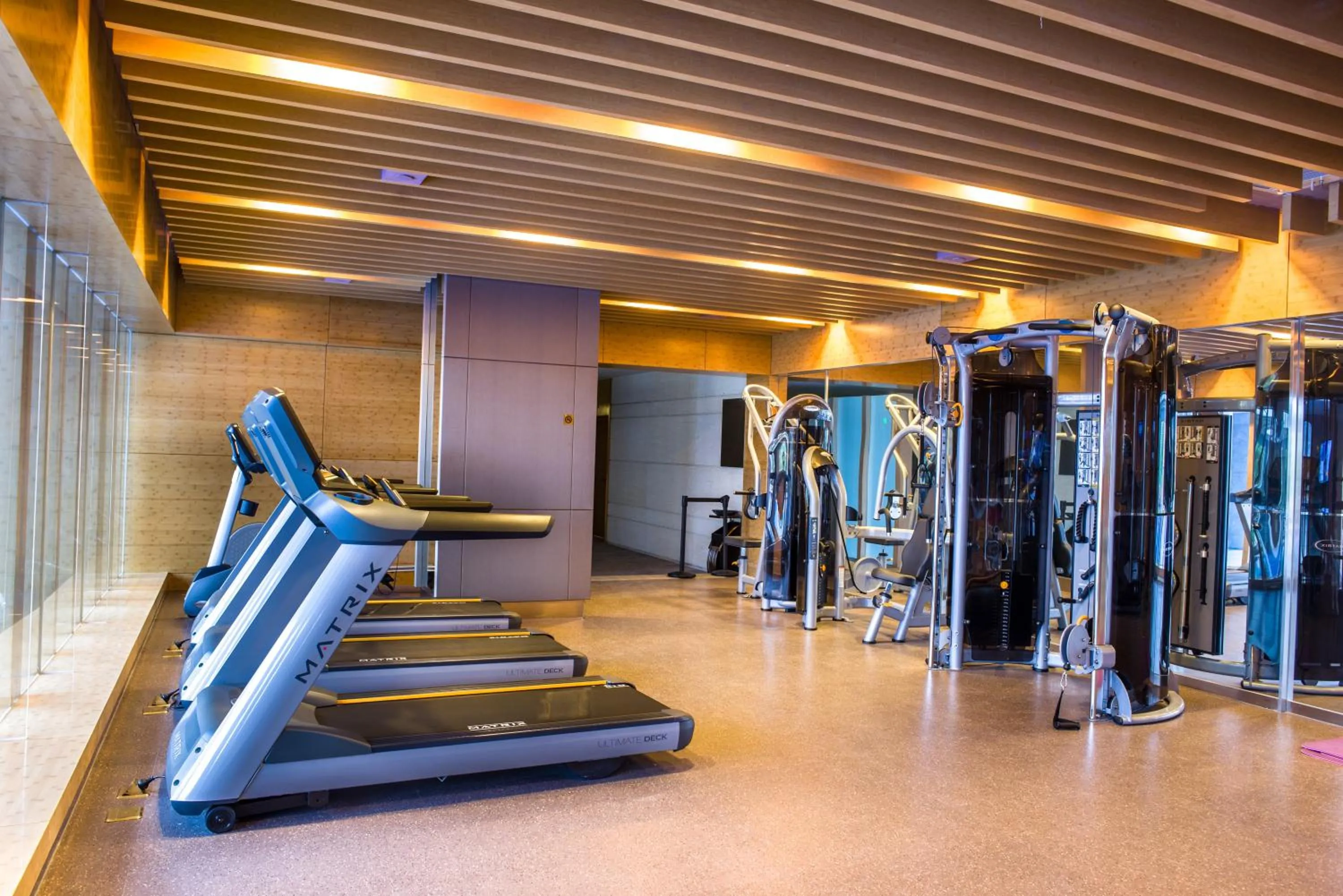 Fitness centre/facilities in Chengdu Joyhub Air Hotel