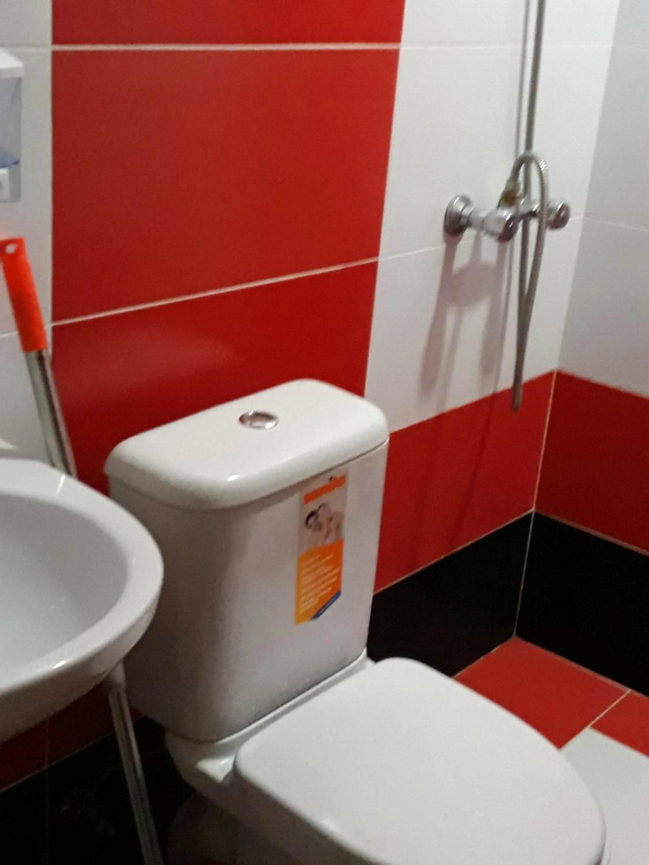 Toilet in Hotel Noy