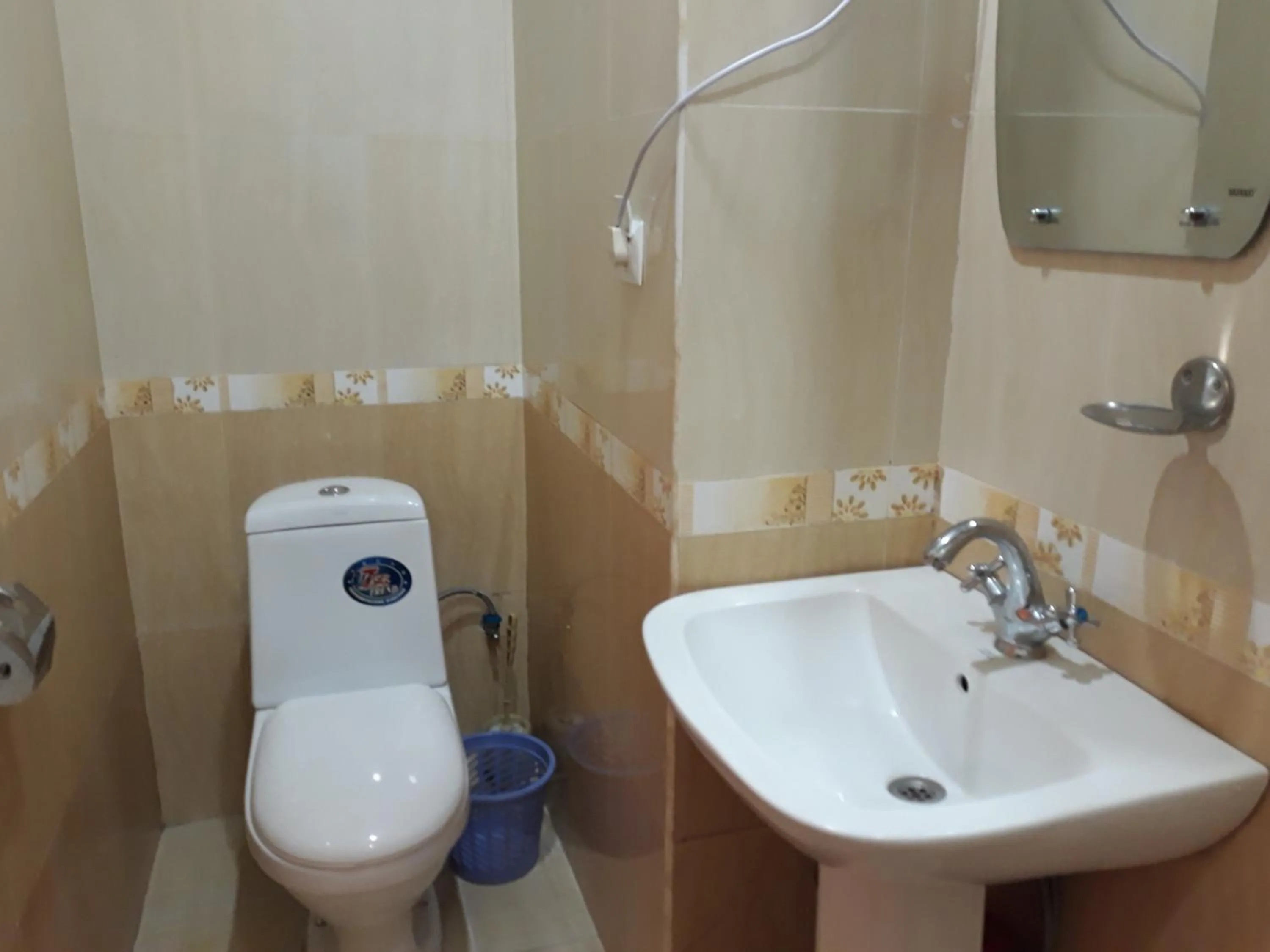 Classic Triple Room in Hotel Noy