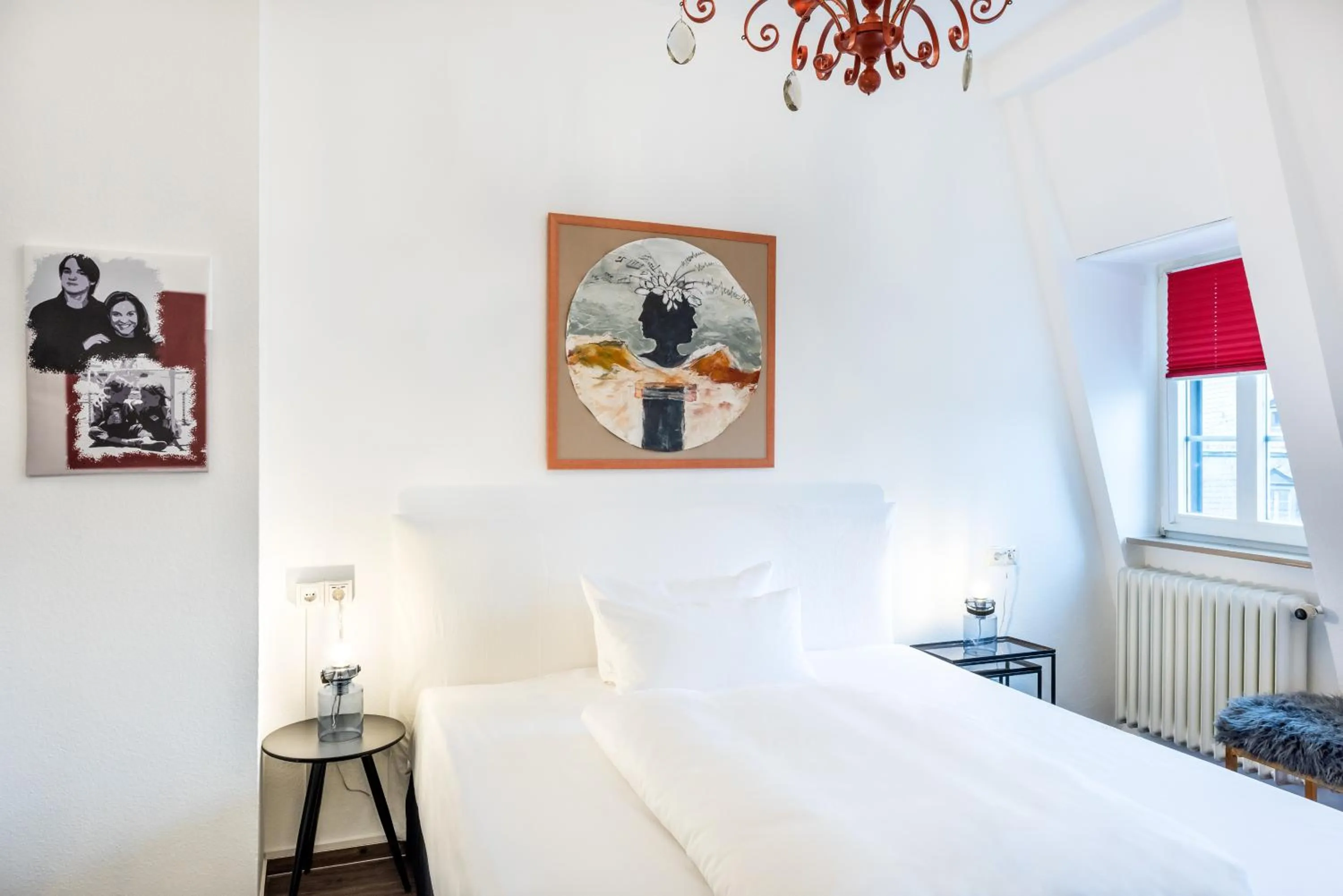 Photo of the whole room, Bed in Hotel Würzburger Hof ****