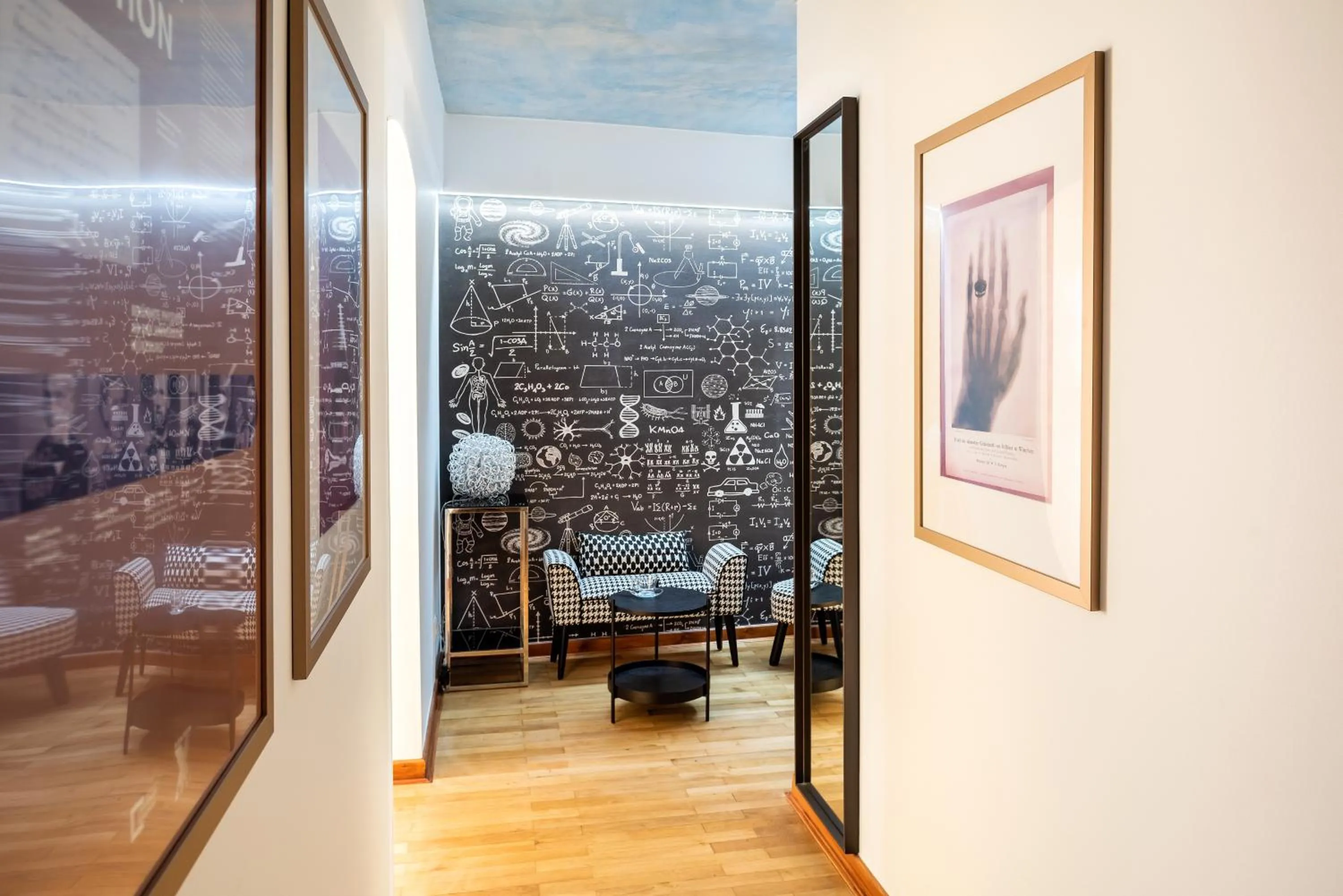 Seating area in Hotel Würzburger Hof ****