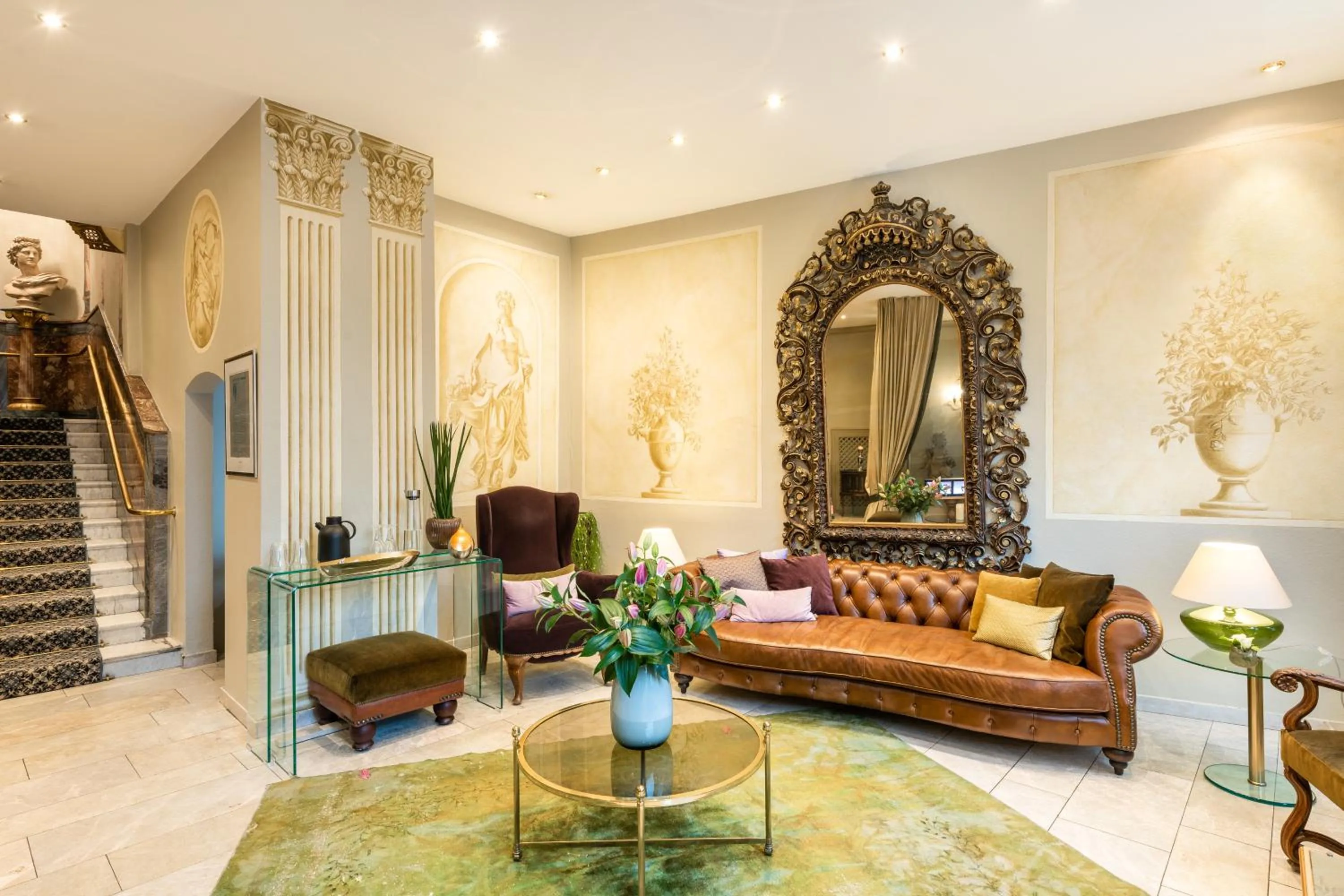 Lobby or reception in Hotel Würzburger Hof ****