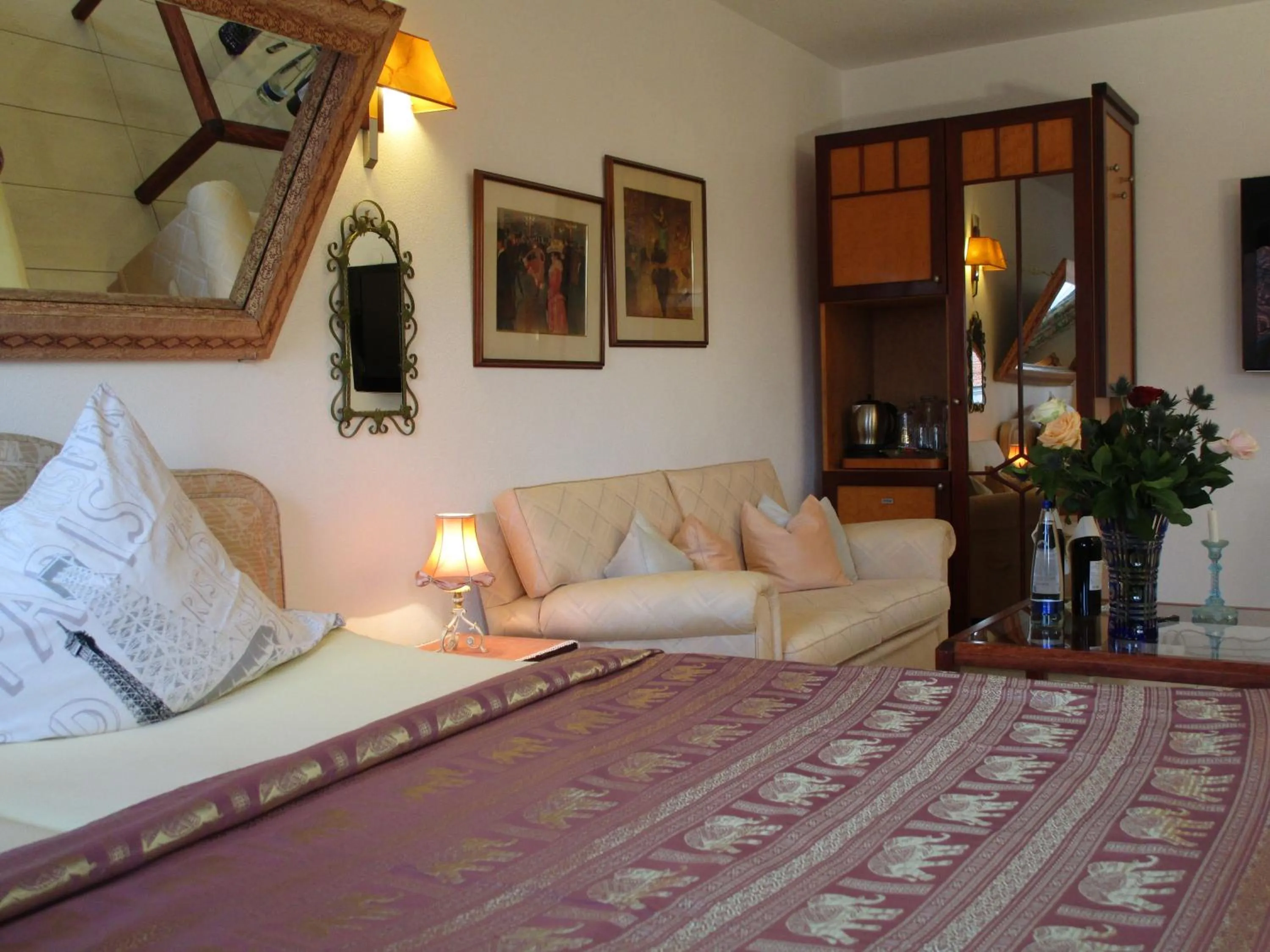 Photo of the whole room, Bed in Chalet Valley