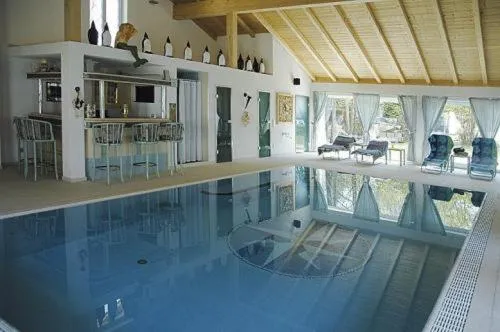 Swimming pool in Chalet Valley