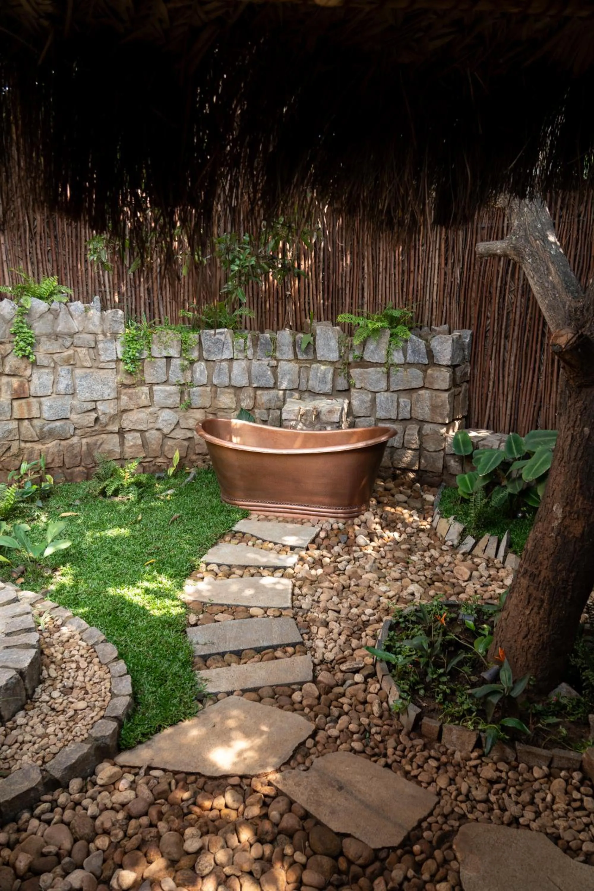 Bath in The Mudhouse Marayoor