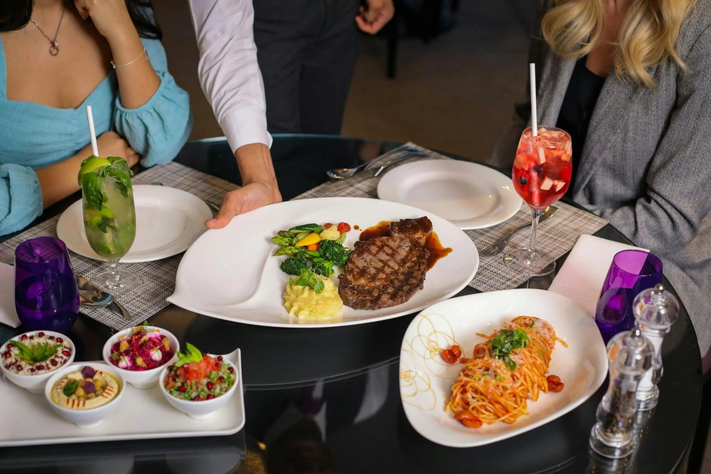 Restaurant/places to eat in Qabila Westbay Hotel