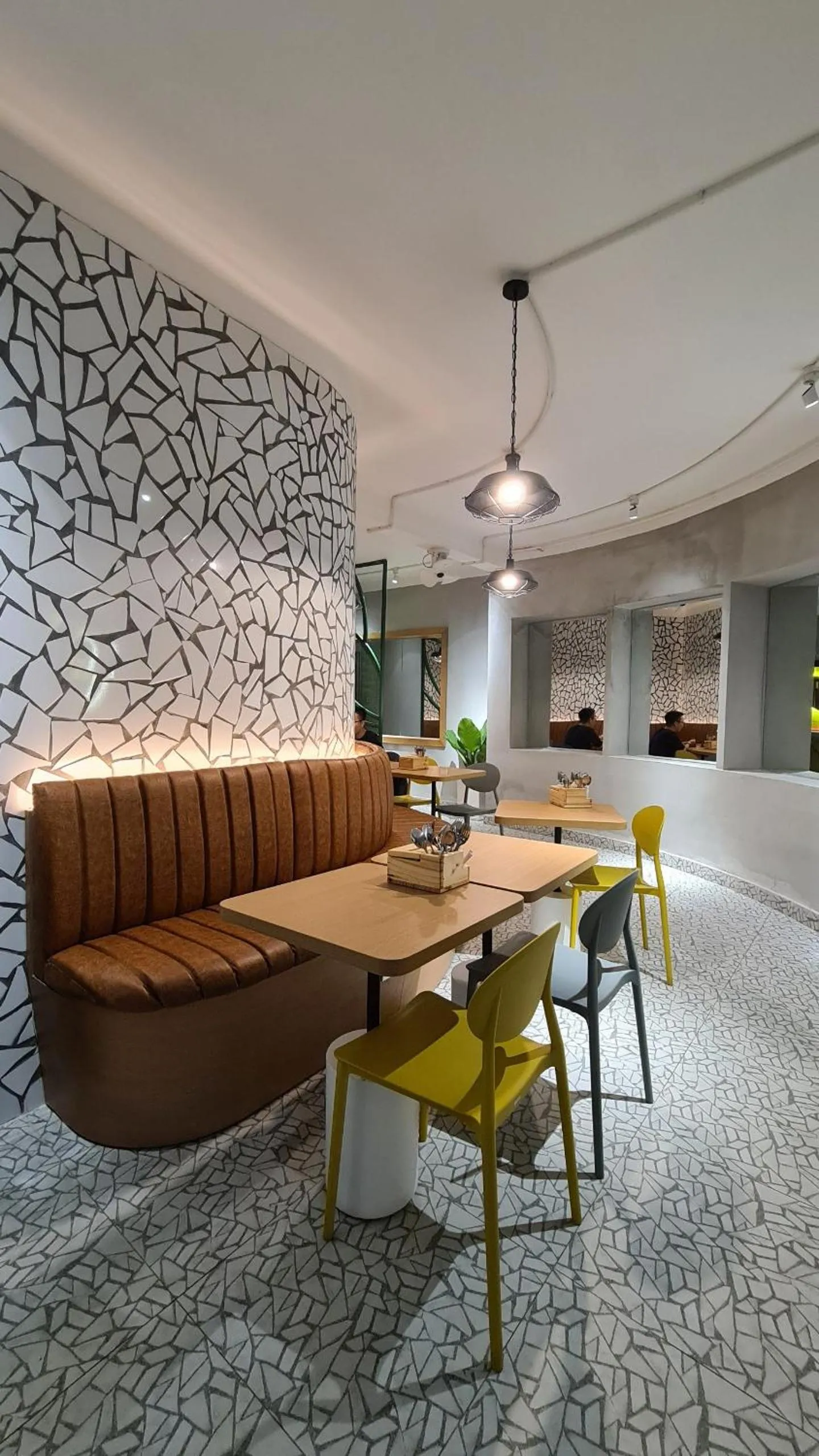 Restaurant/places to eat in Blue Fingers KRoom Dalat