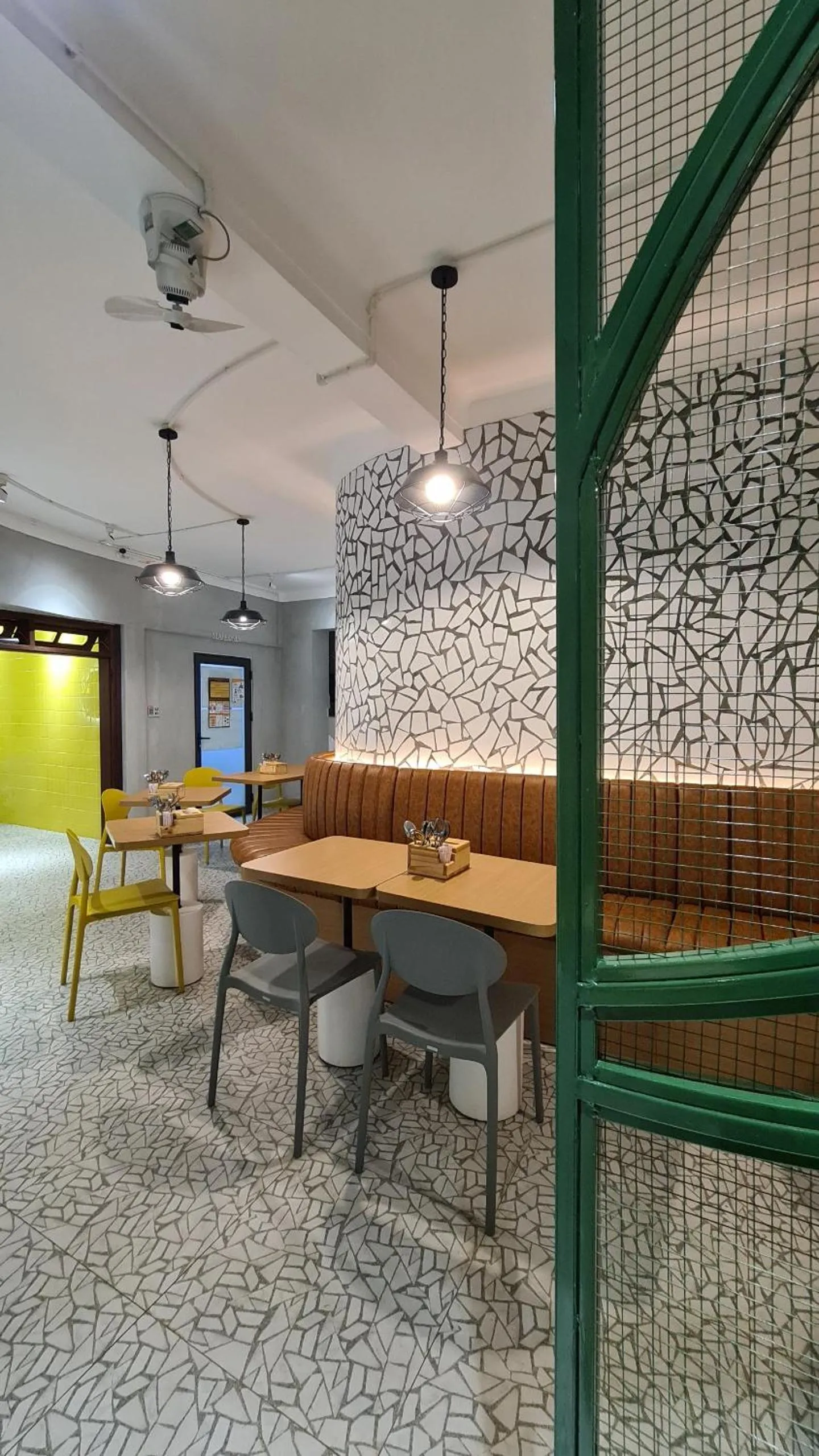 Restaurant/places to eat in Blue Fingers KRoom Dalat