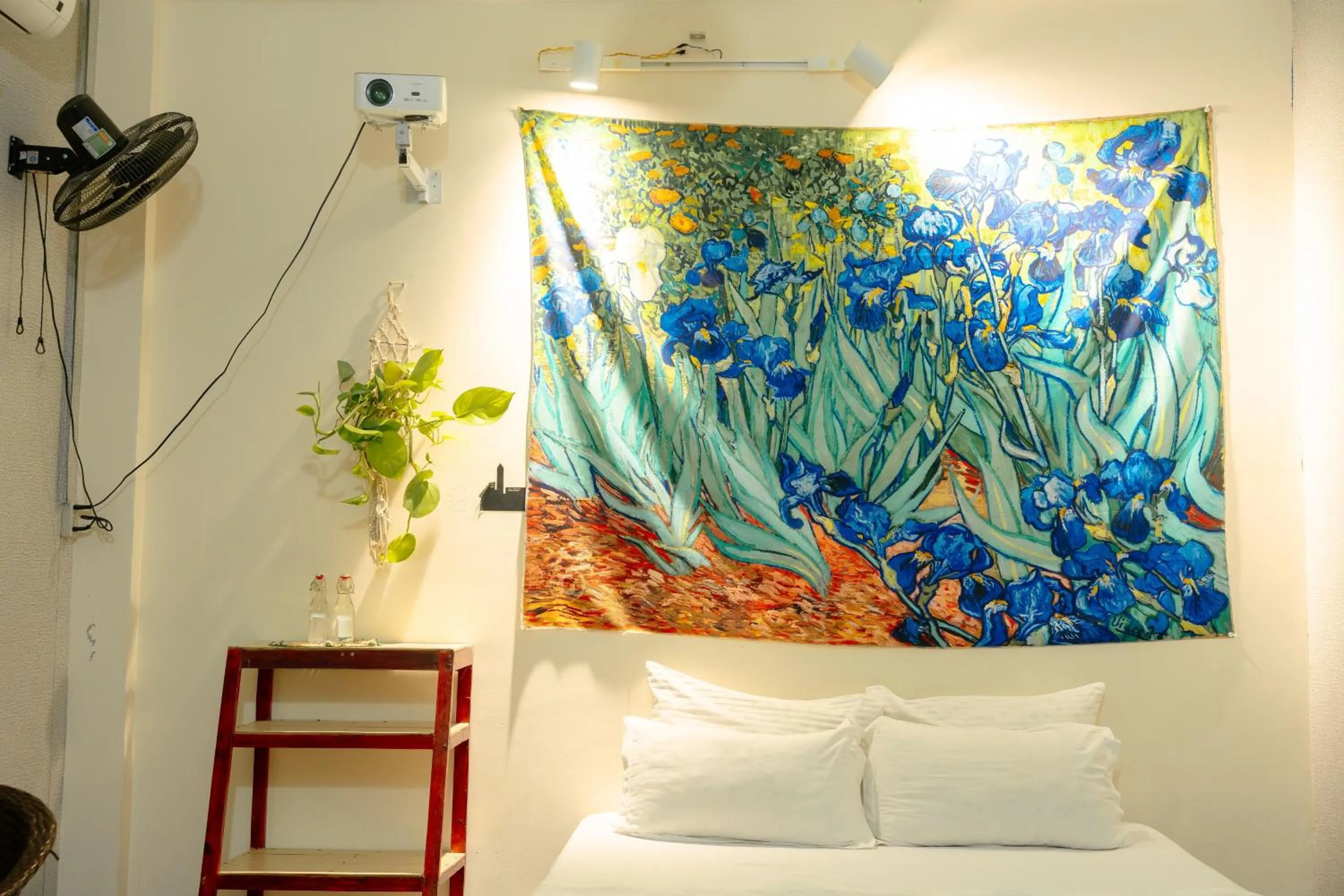 Bedroom, Bed in Bụi Hostel - Ferry to Rạch Giá