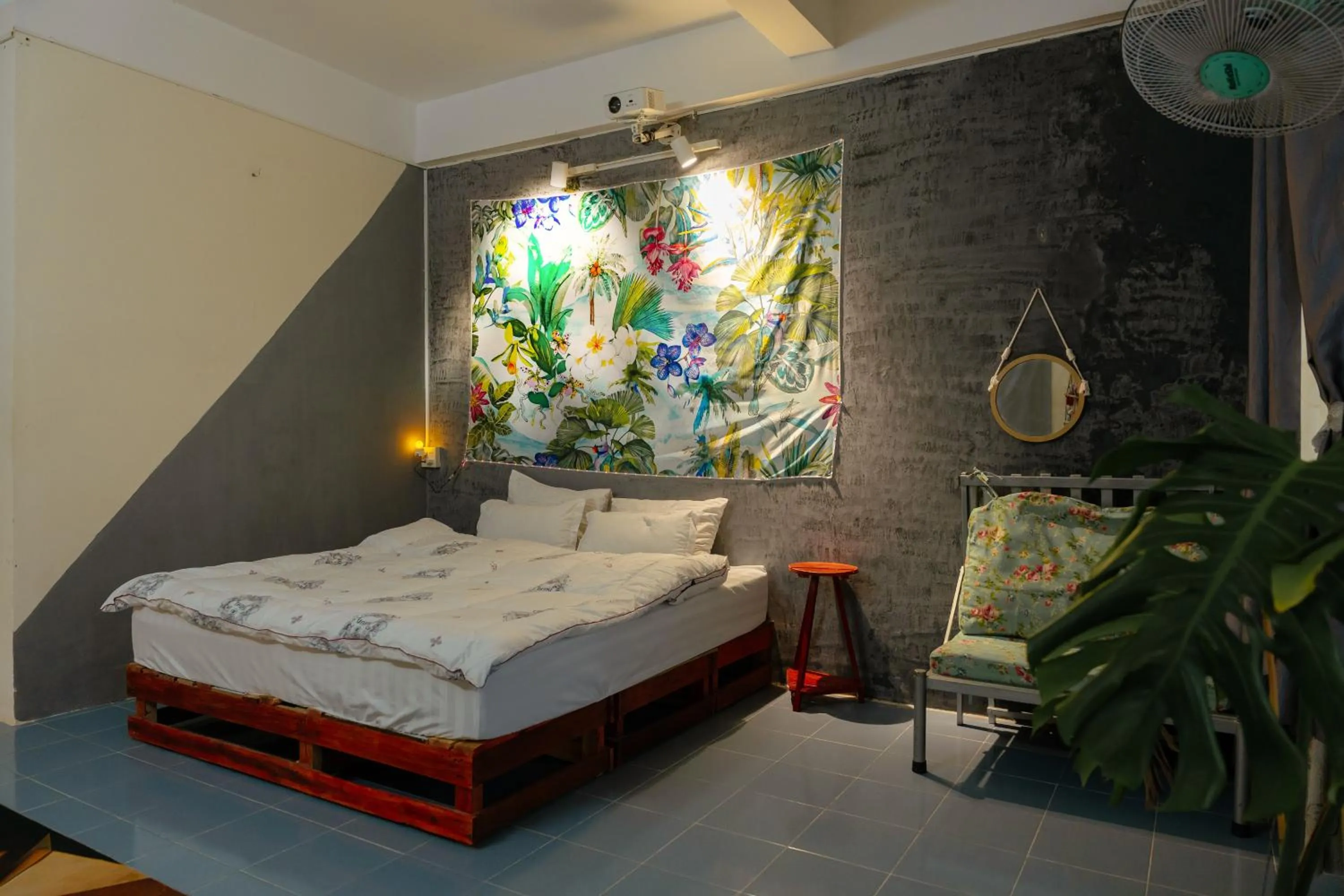 Bedroom, Bed in Bụi Hostel - Ferry to Rạch Giá