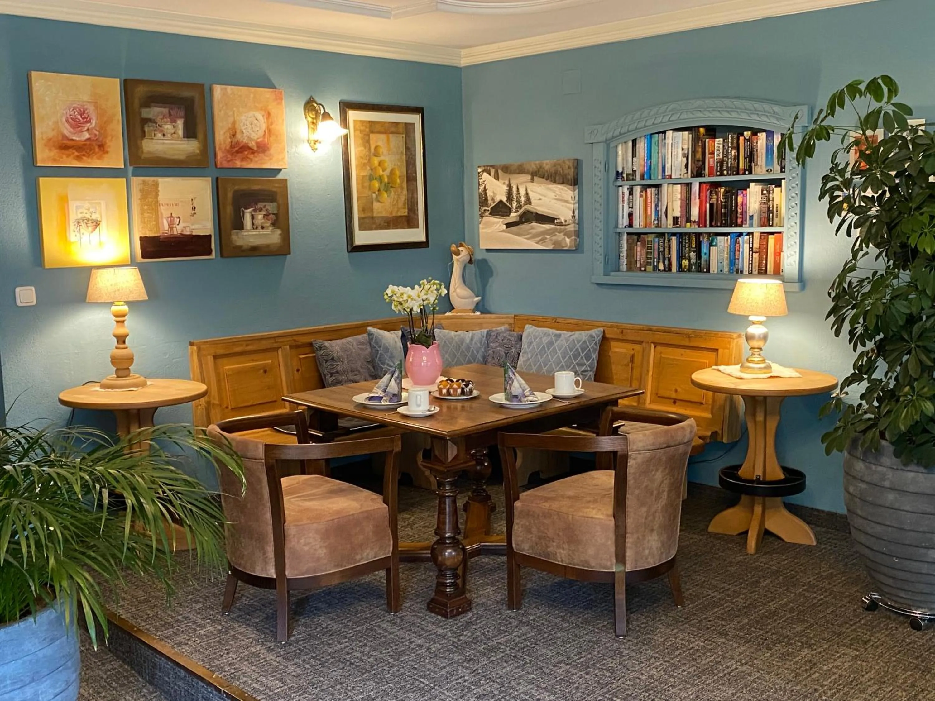 Lounge or bar in Hotel Edelweiss Kitzbühel