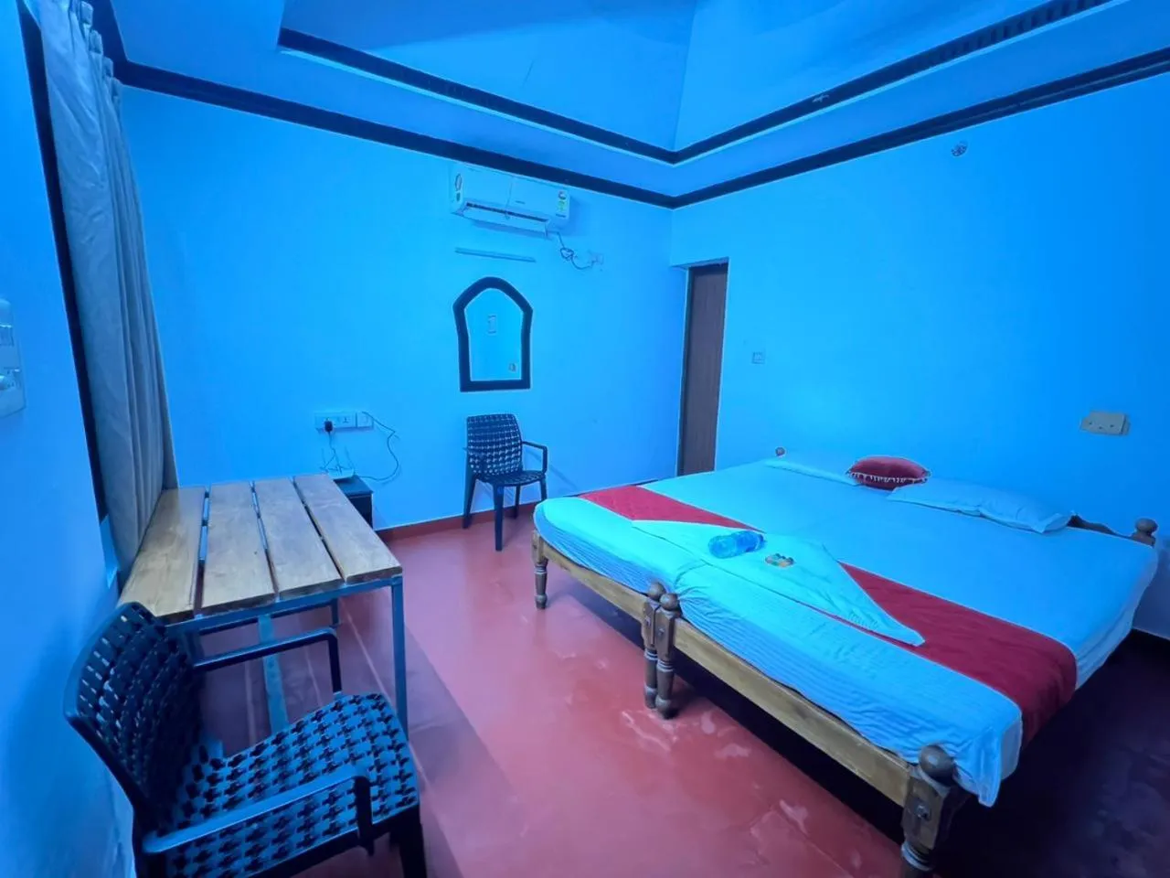 Property building, Bed in Palm Beach Resort, Alleppey