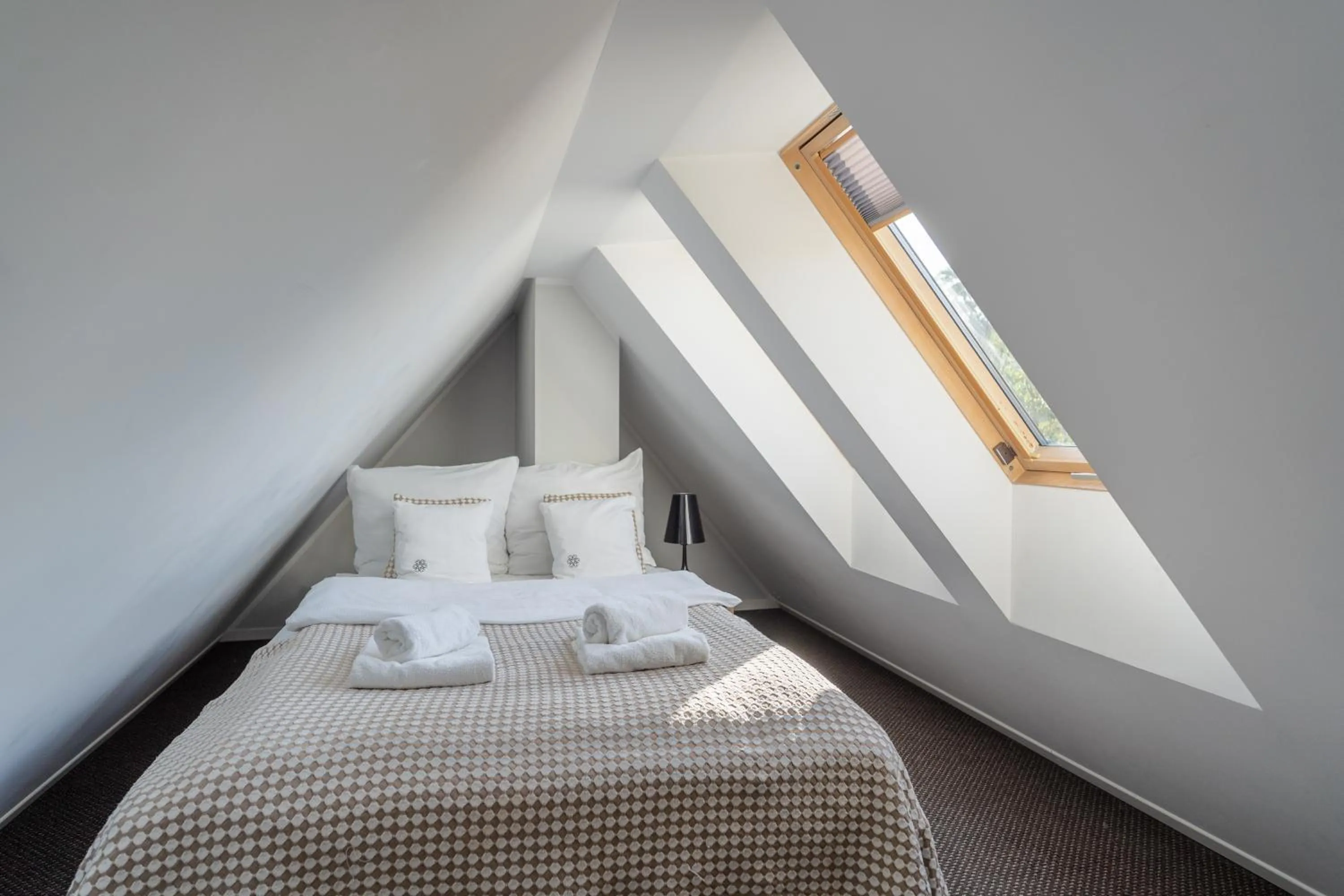 Bed in Harenda Residence - Destigo Hotels