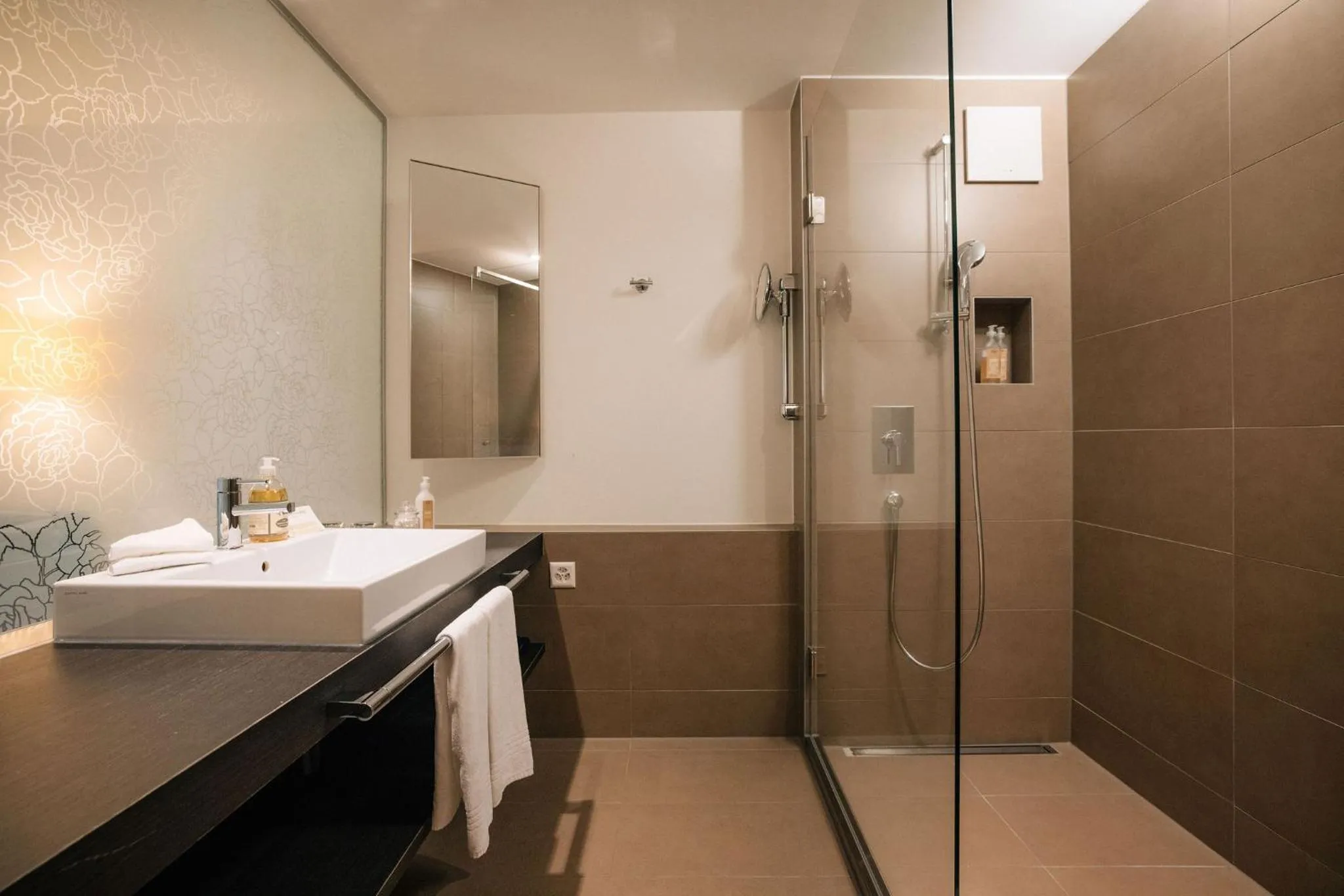 Bathroom in Hotel Schloss Hünigen