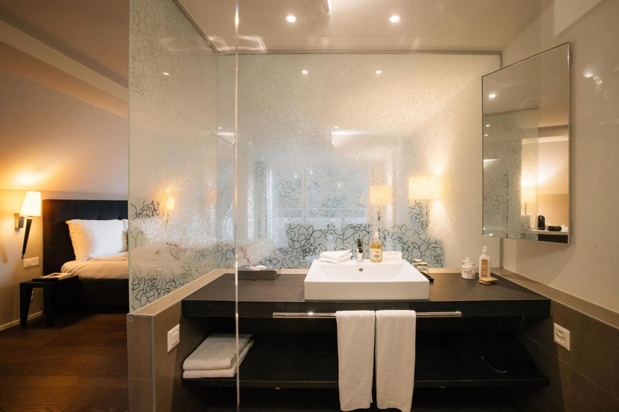 Bathroom in Hotel Schloss Hünigen