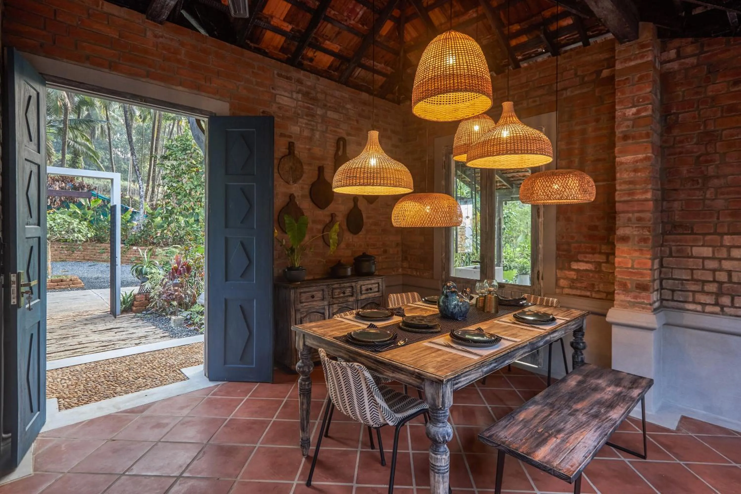Dining area in Periyar River Lodge