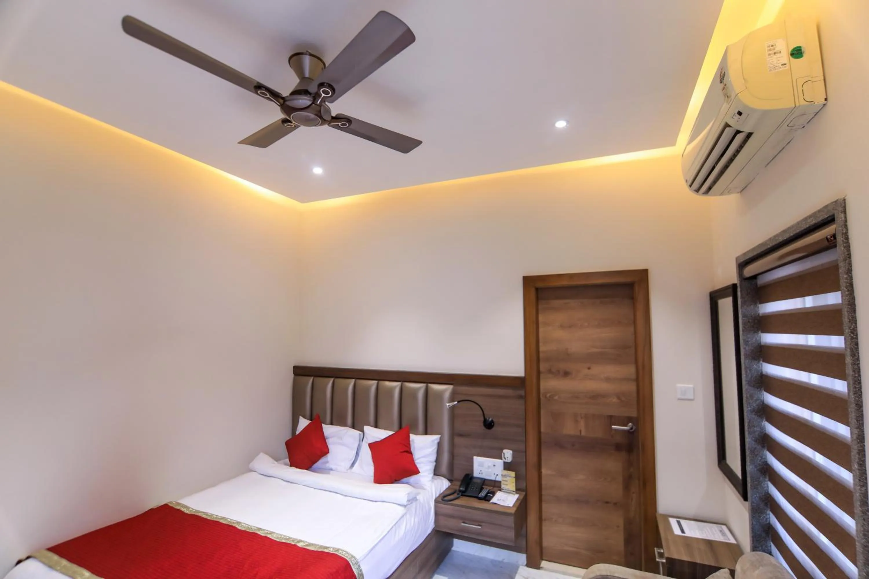 Photo of the whole room, Bed in Vashishth Guest House