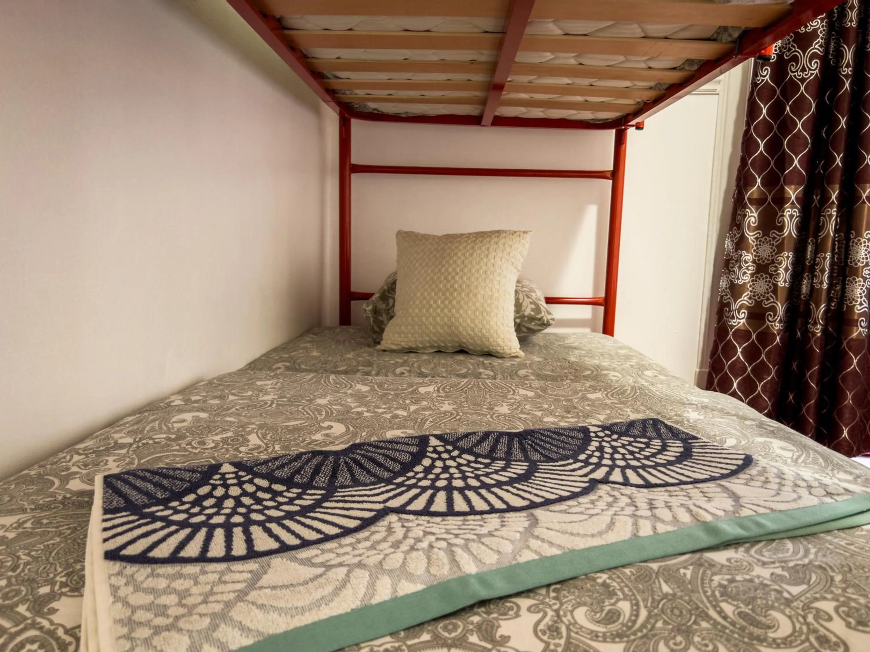 Bed in Fortune Guest house