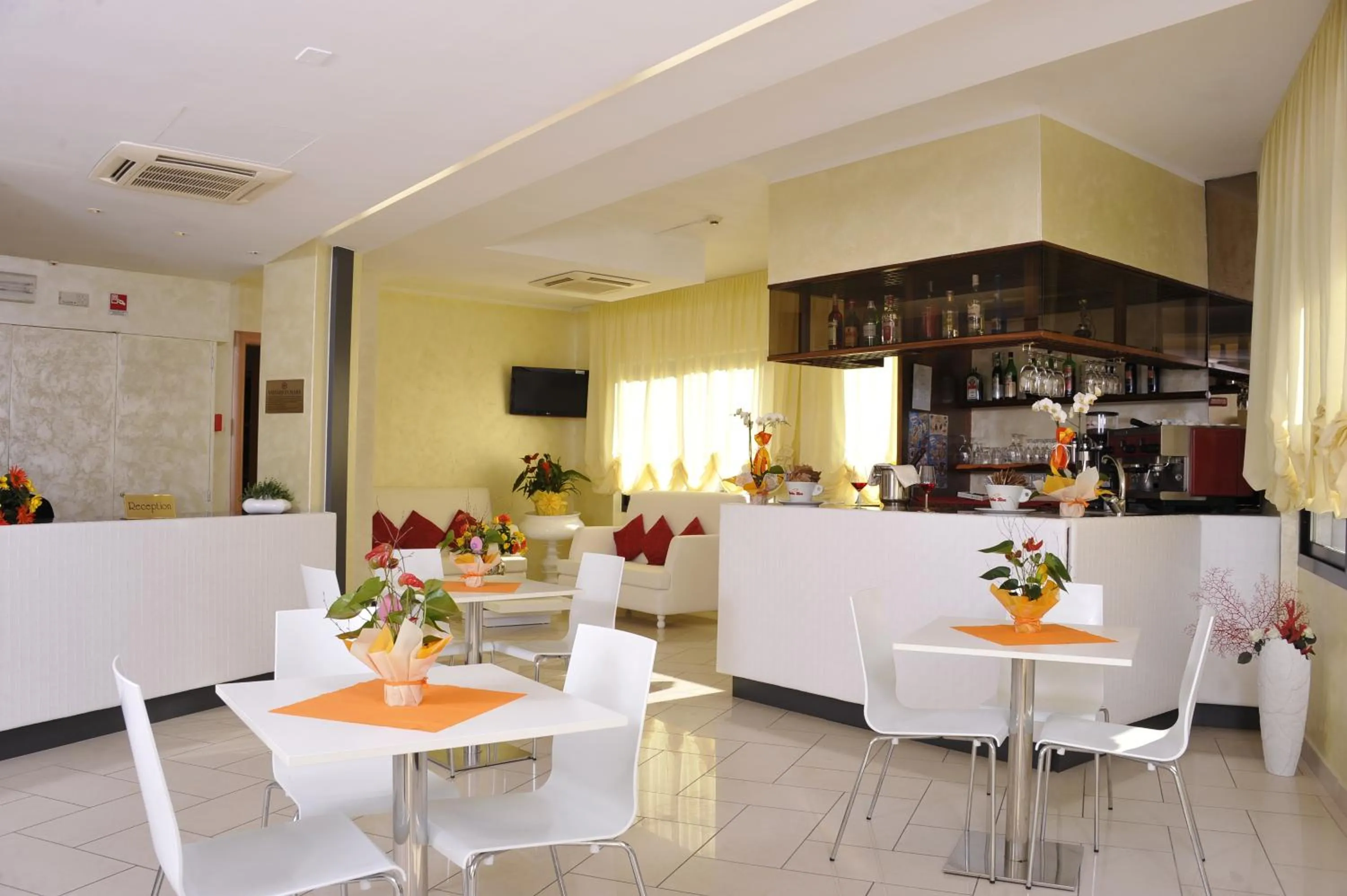 Lobby or reception in Hotel Fantasy