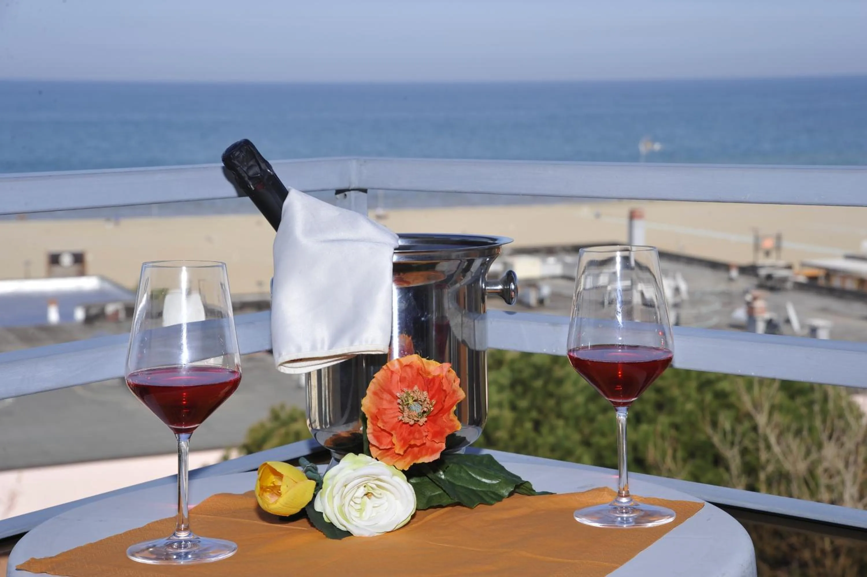 Bird's eye view in Hotel Fantasy