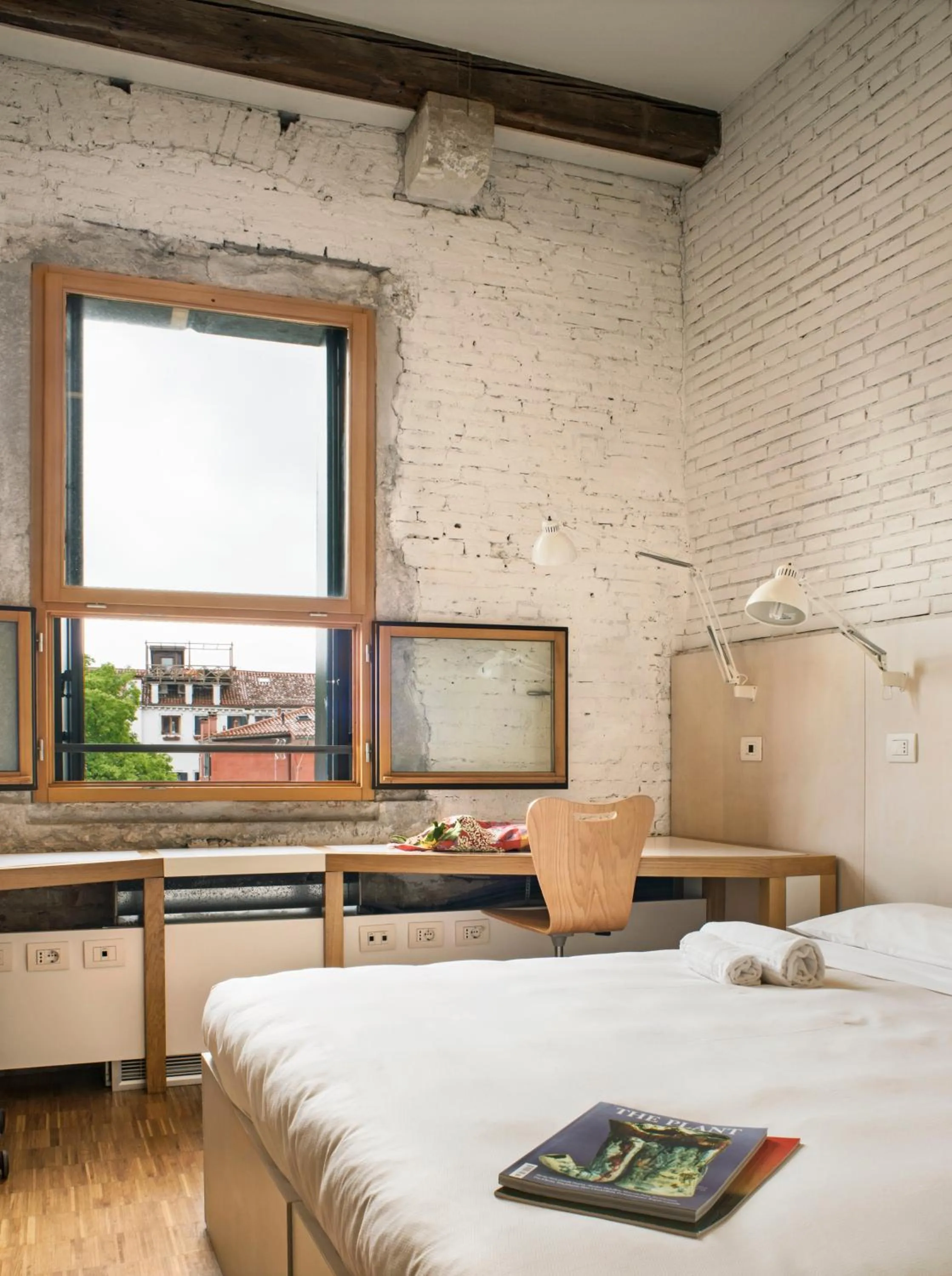 Bed in Combo Venezia