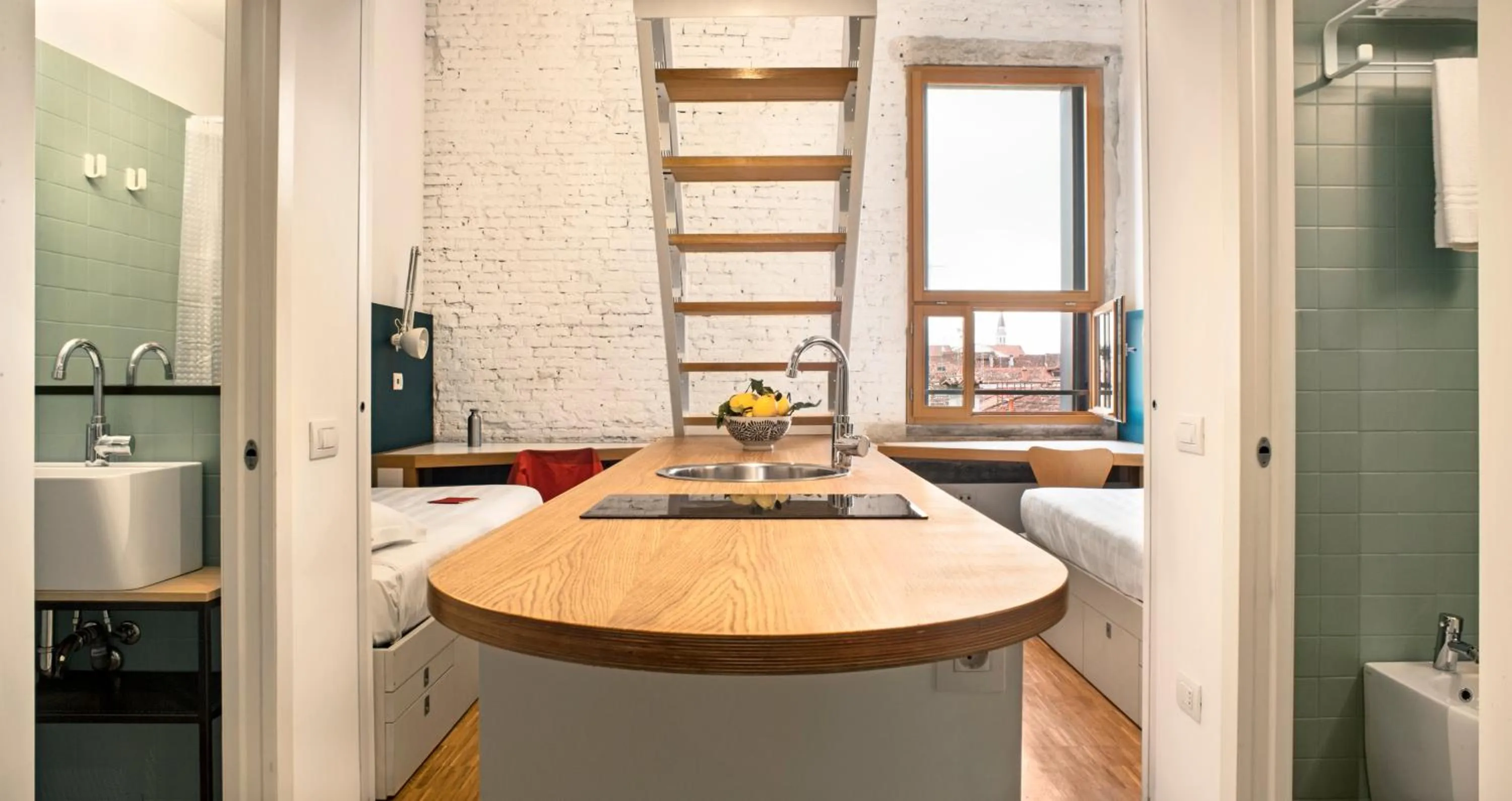 Bed in Combo Venezia