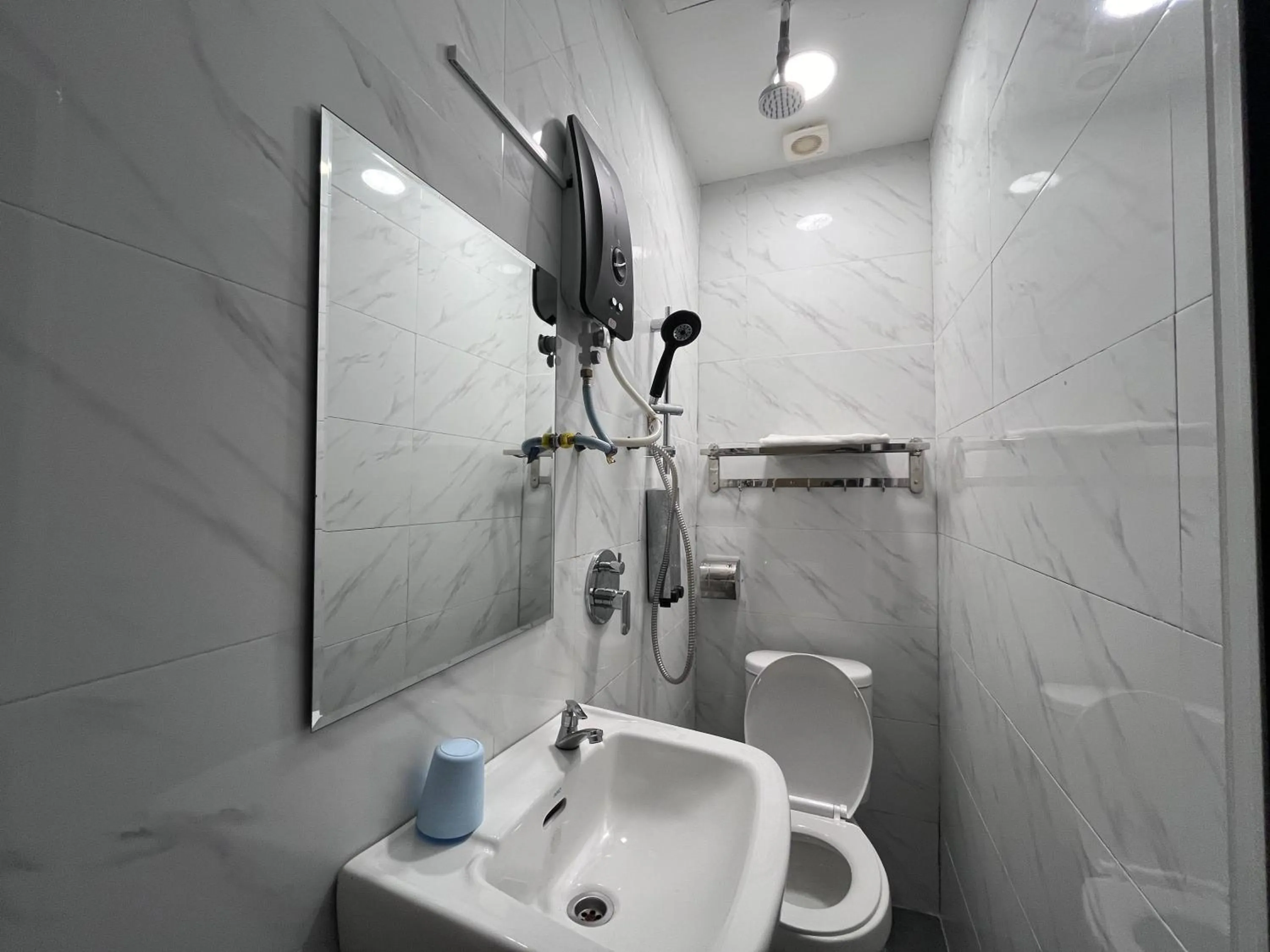 Bathroom in SRP Hotel Sdn Bhd