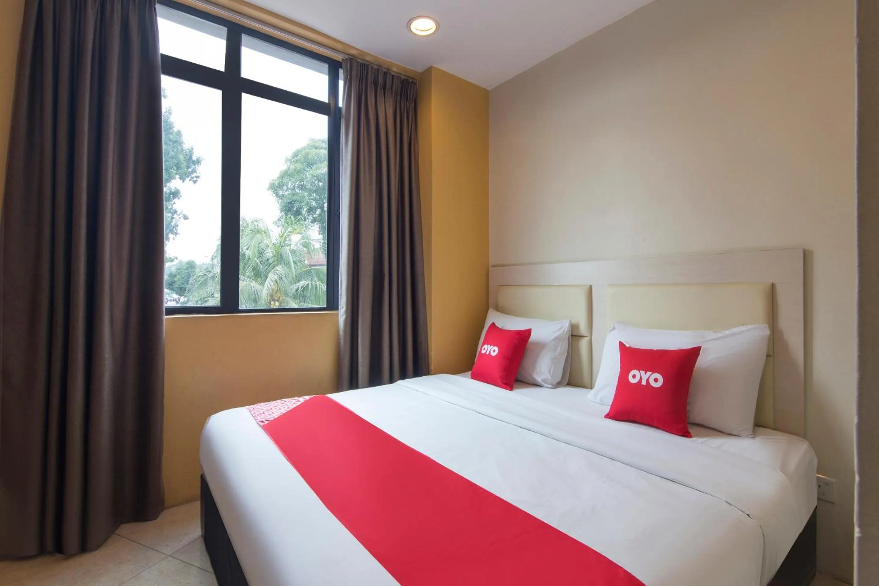 Bed in SRP Hotel Sdn Bhd