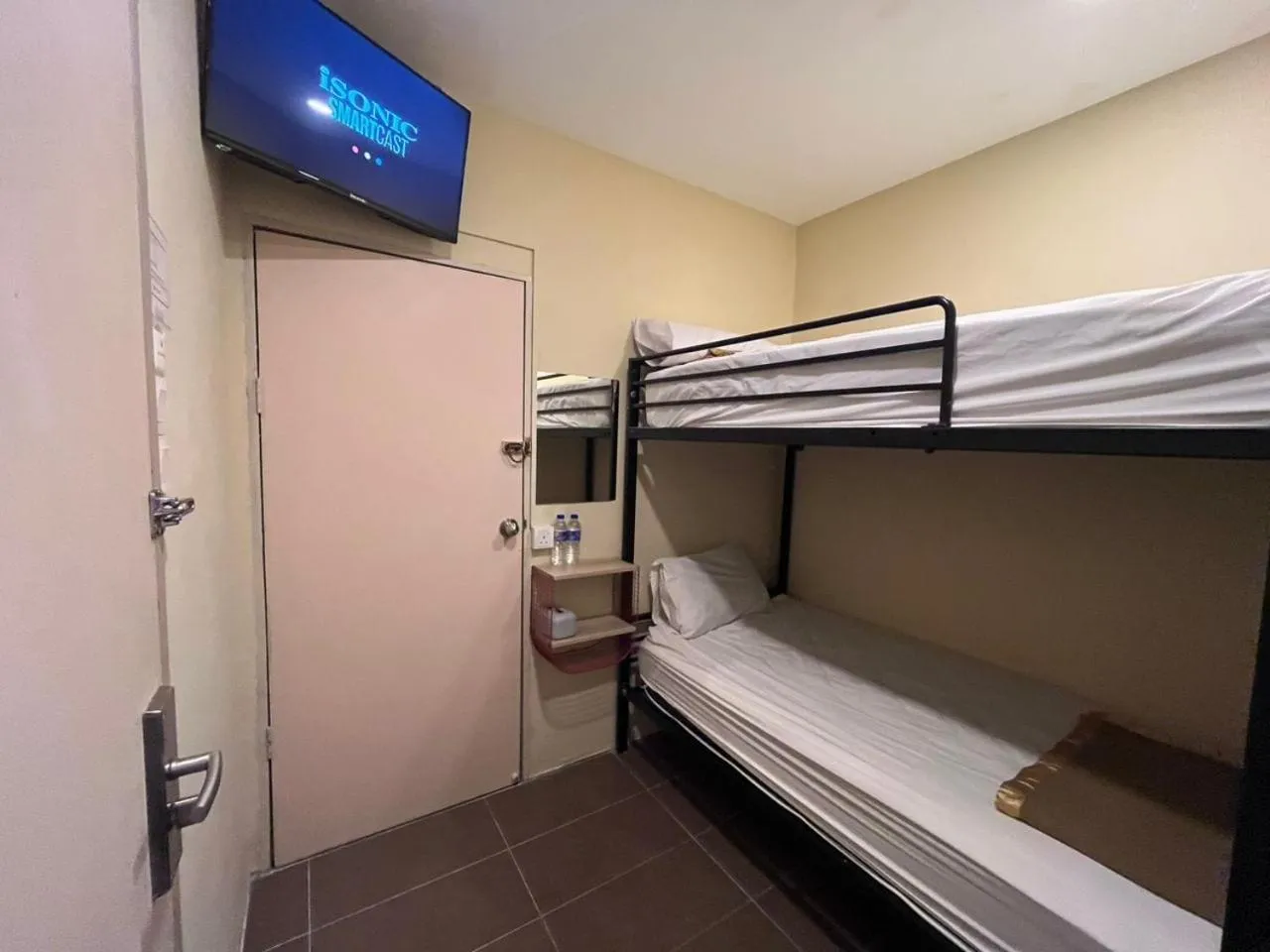 Other, Bed in Hotel O Hotel 916