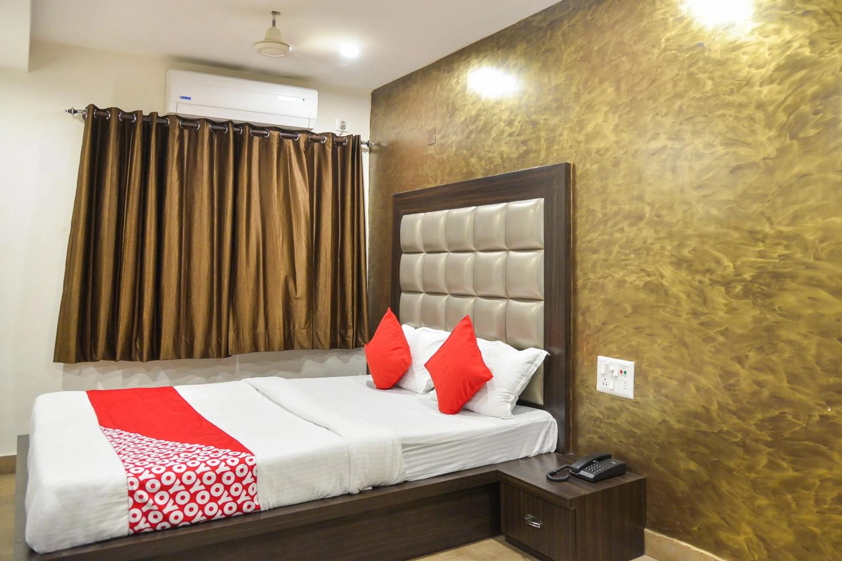 Bedroom, Bed in Collection O De Sivalika Boutique Near Dakshineswar Kali Temple
