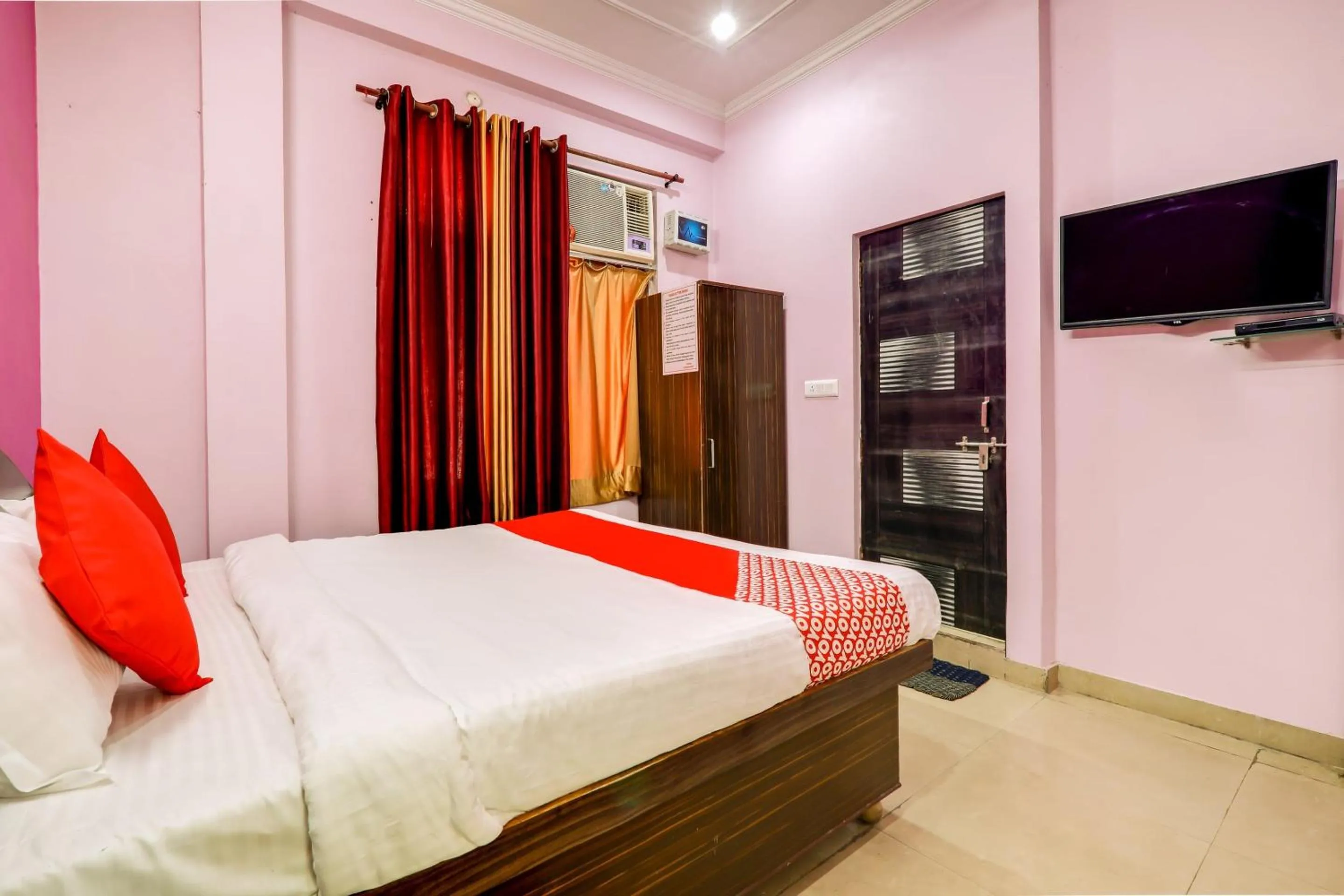 Bedroom in OYO 76256 Trimurti Palace