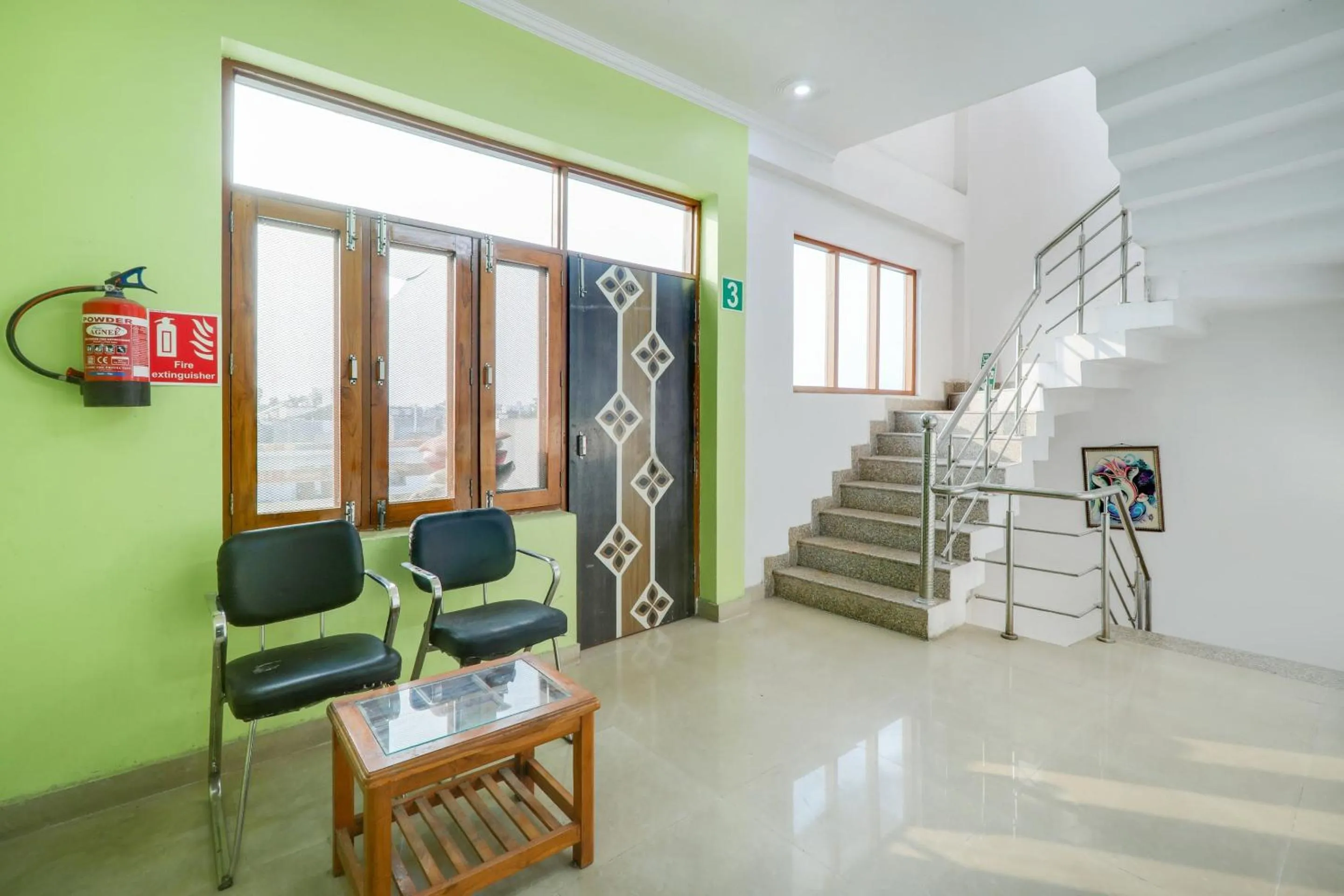 Lobby or reception in OYO 76256 Trimurti Palace