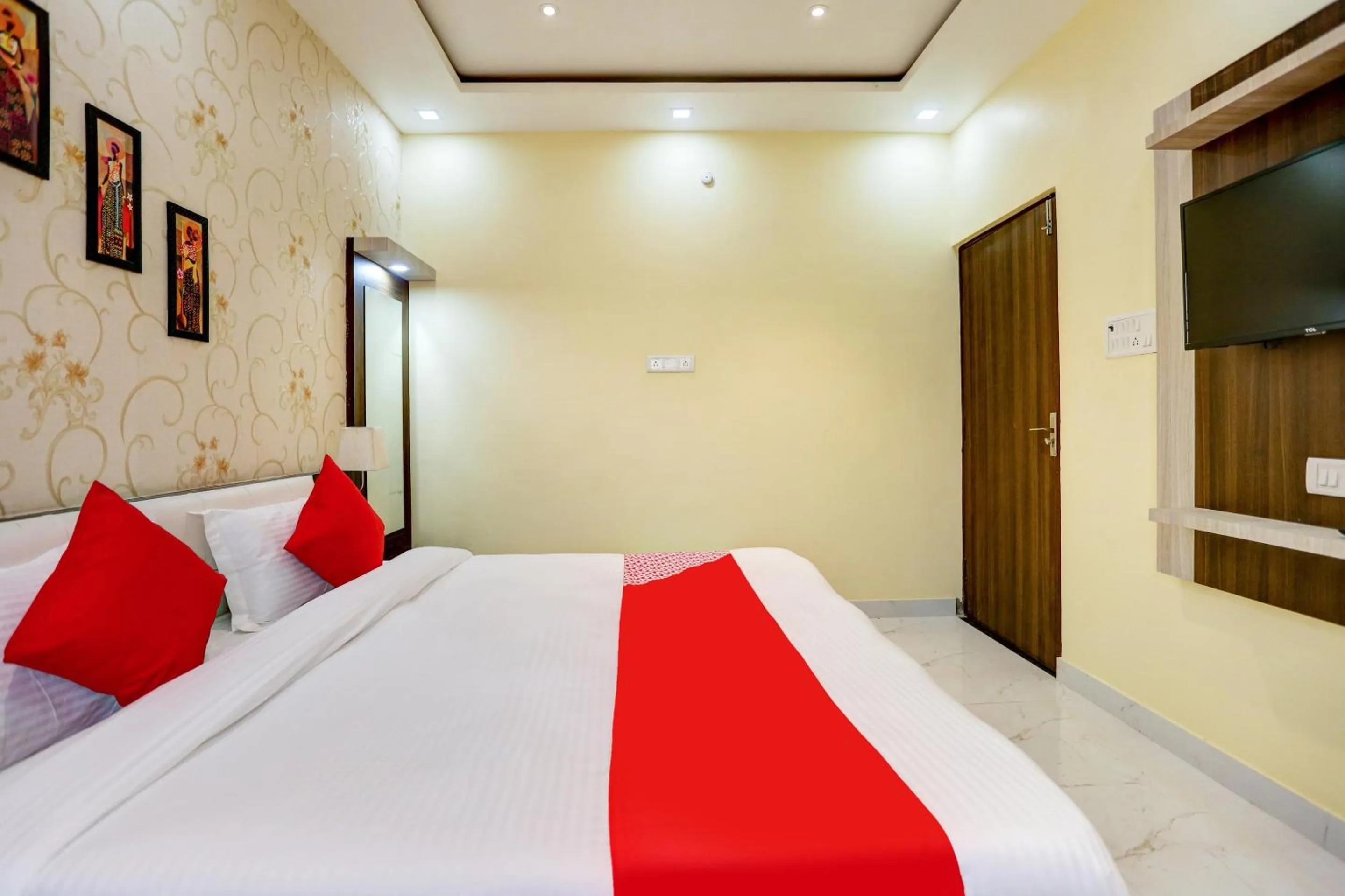 Lobby or reception in Super Hotel O Divine Paradise