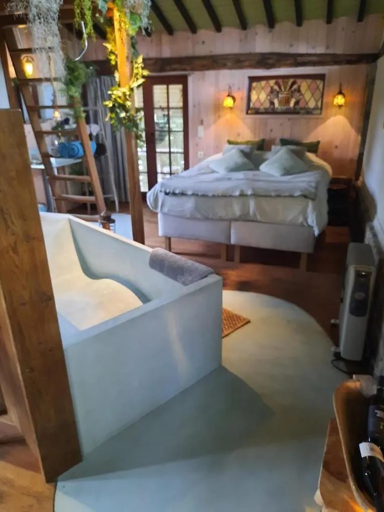 Bed in B&B Le Manoir d'Ange