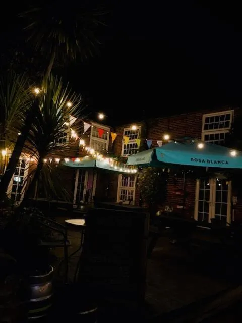 Sutton Staithe Hotel