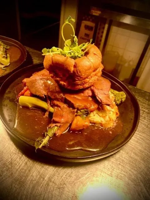 Restaurant/places to eat in Sutton Staithe Hotel